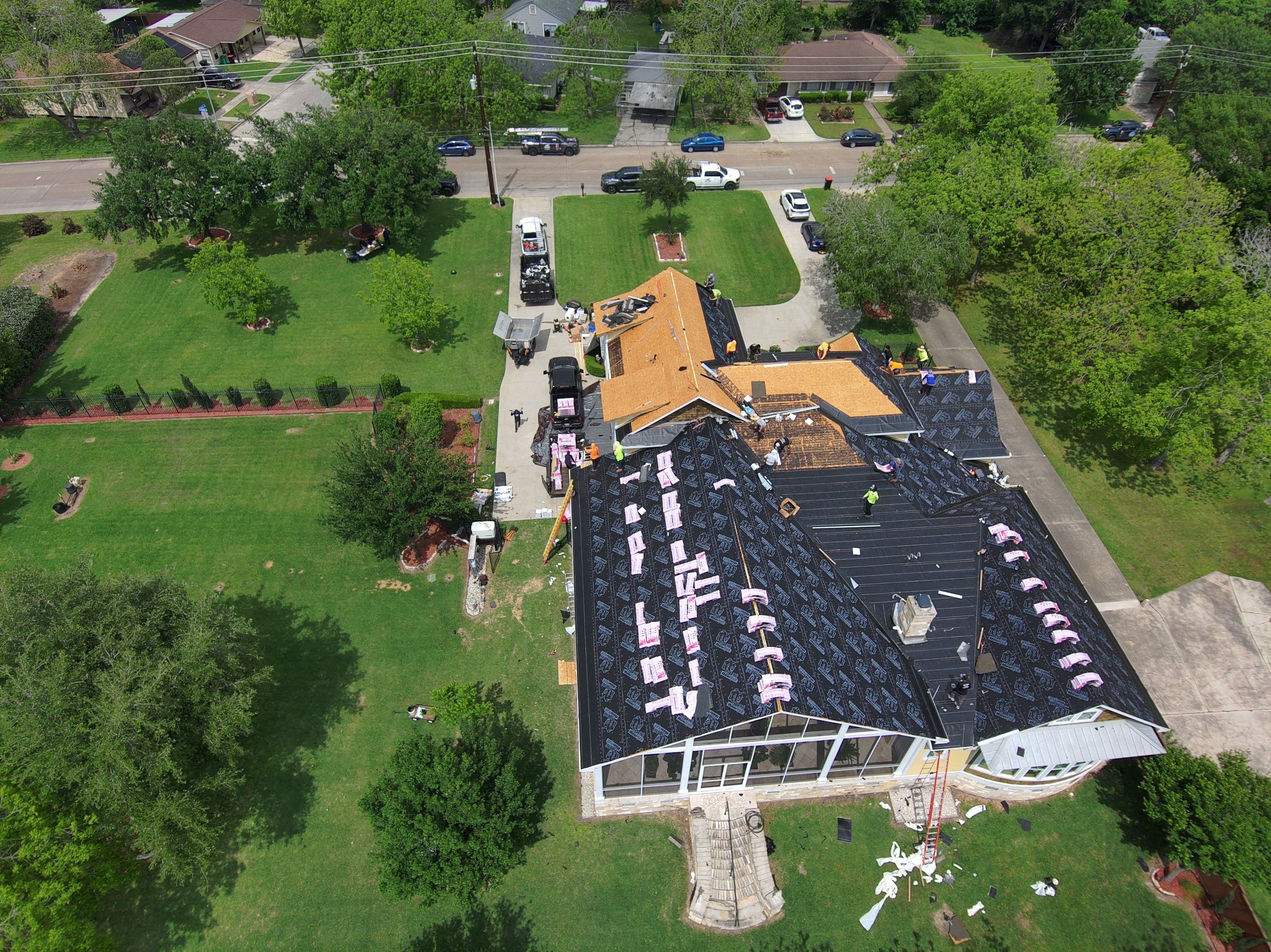 Residential Roofing Installation using Owen's Corning Duration (Lifetime) Shingles by Roof Repair Company