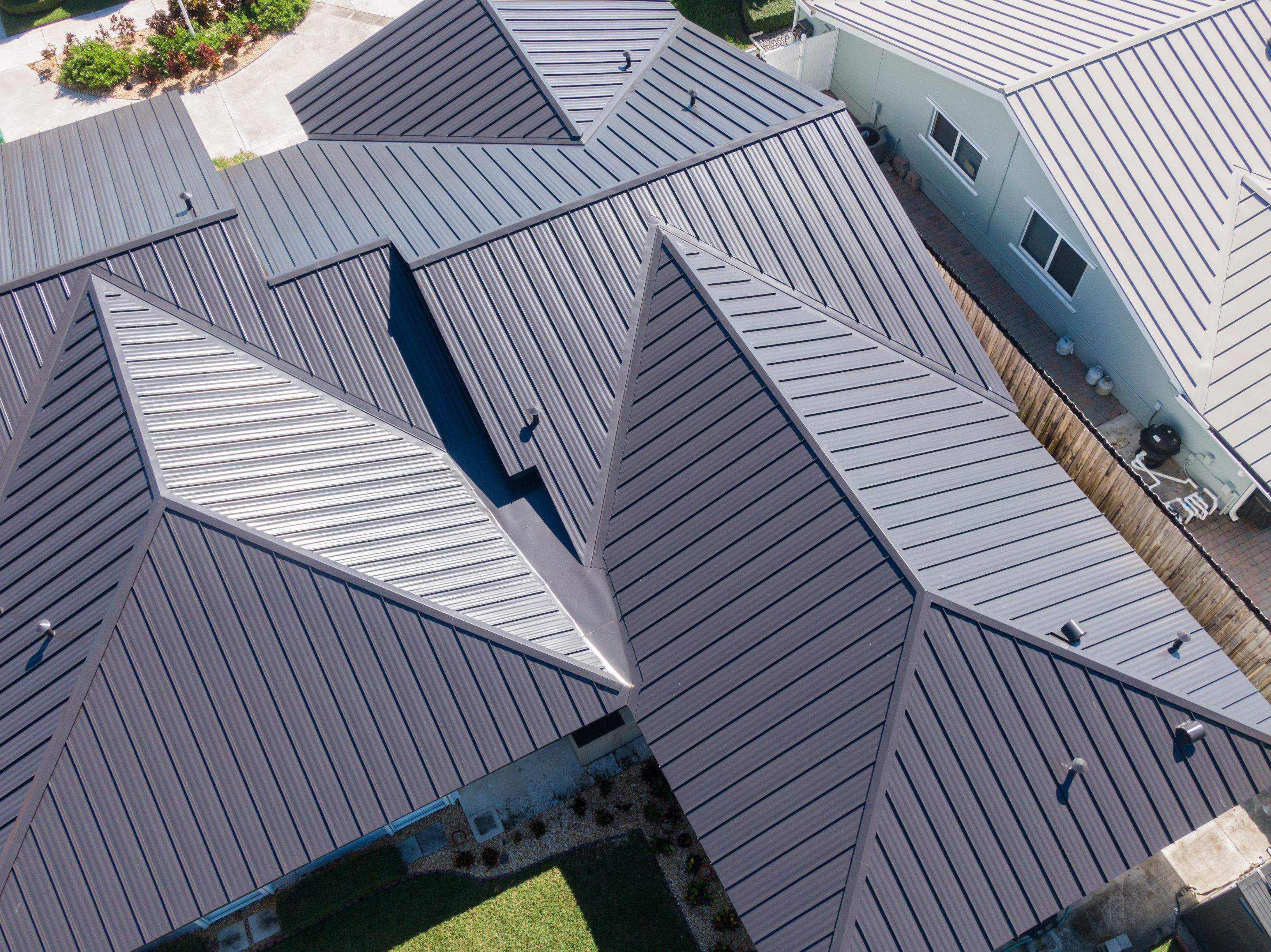 Metal Roof - Galvalume - Matte Black by Istueta Roofing