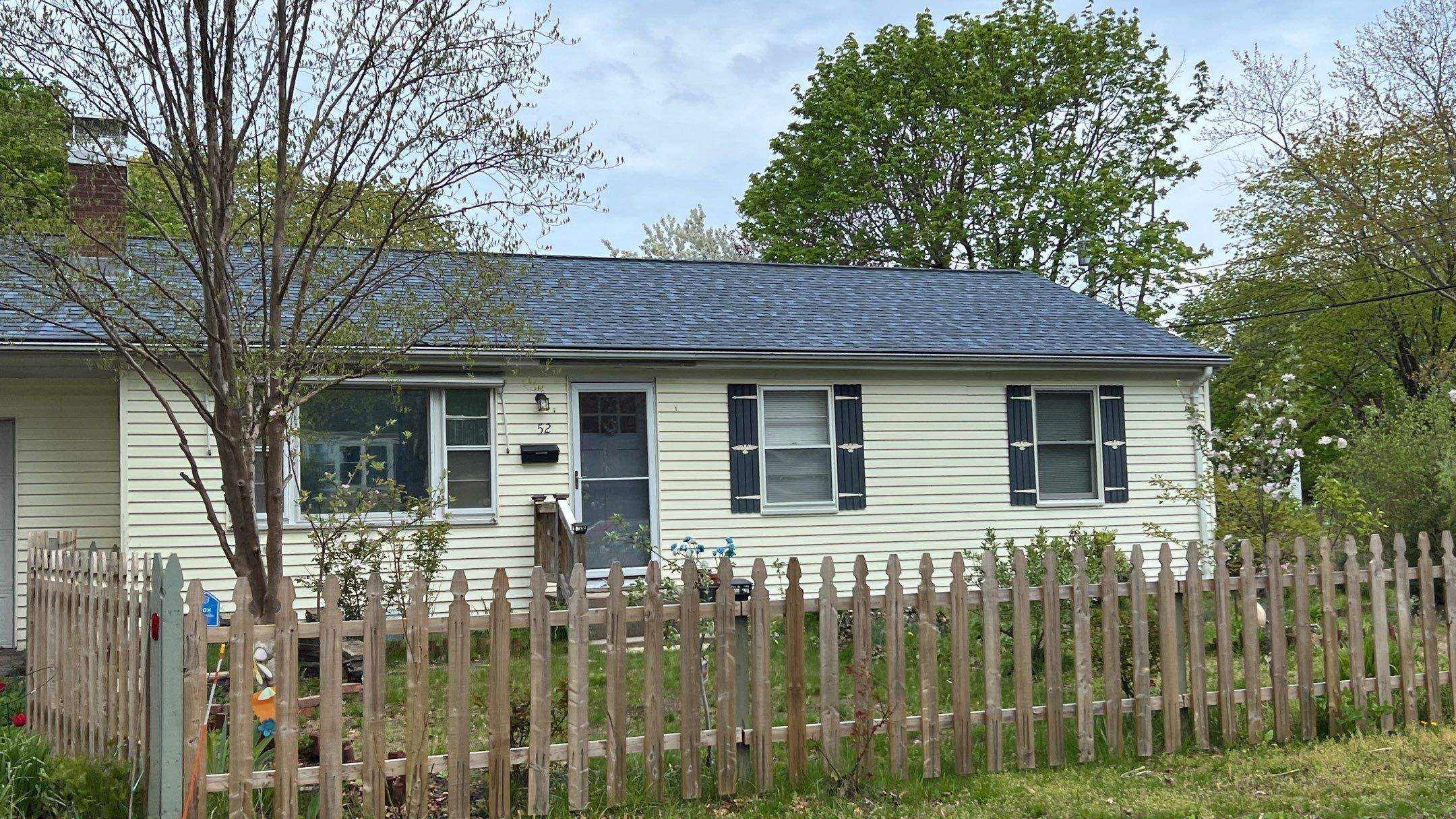 Coastal Blue Roofs by Pinnacle Roofing & Skylights