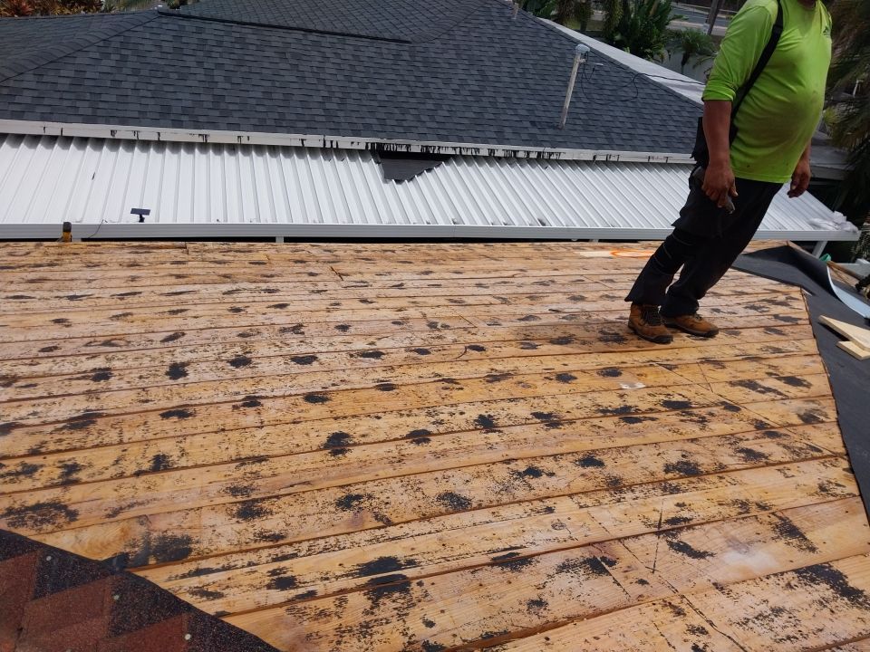 Project in St. Petersburg 33714 by Mitchell Roofing Company LLC 