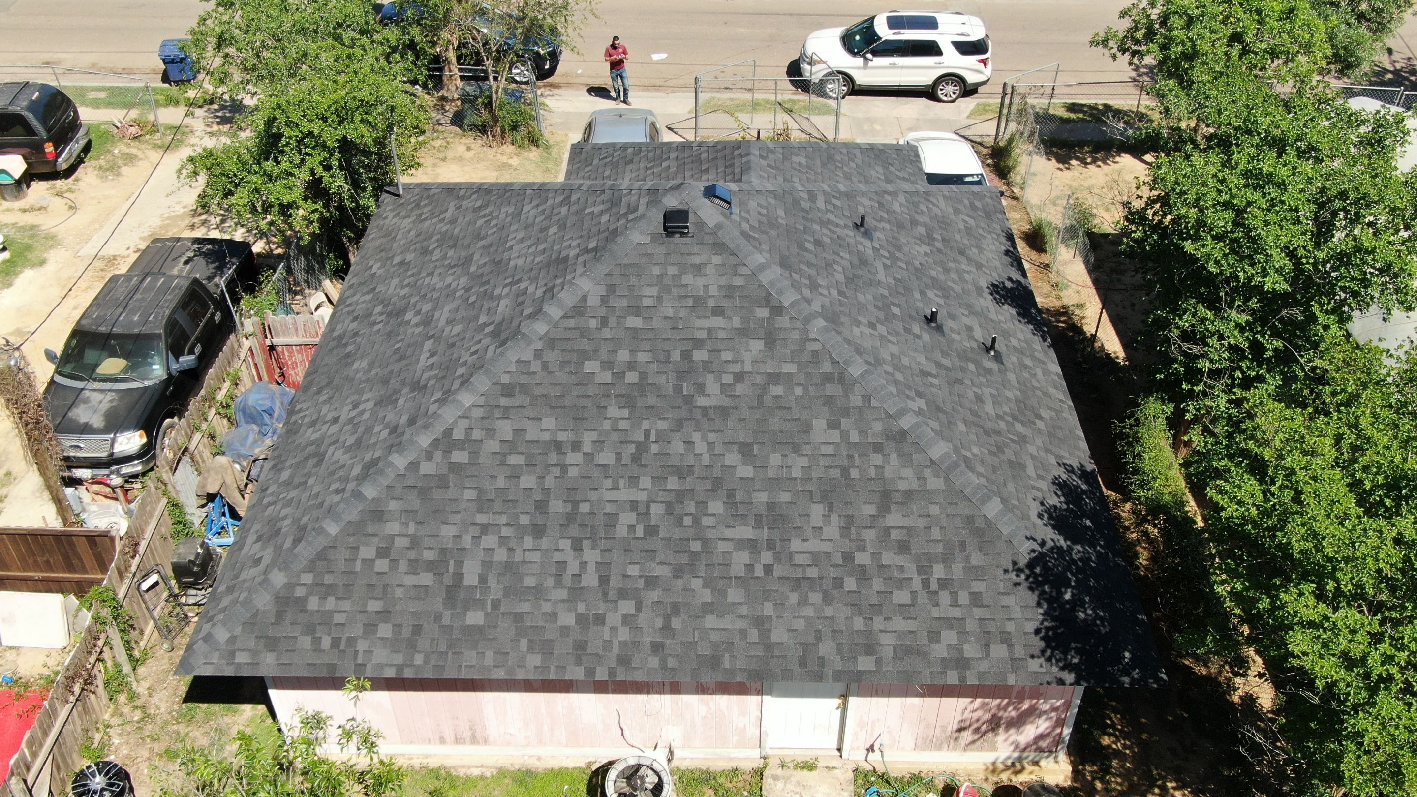 Residential Roofing Installation using Owens Corning - Oakridge by JM Flores Roofing & Construction, Inc