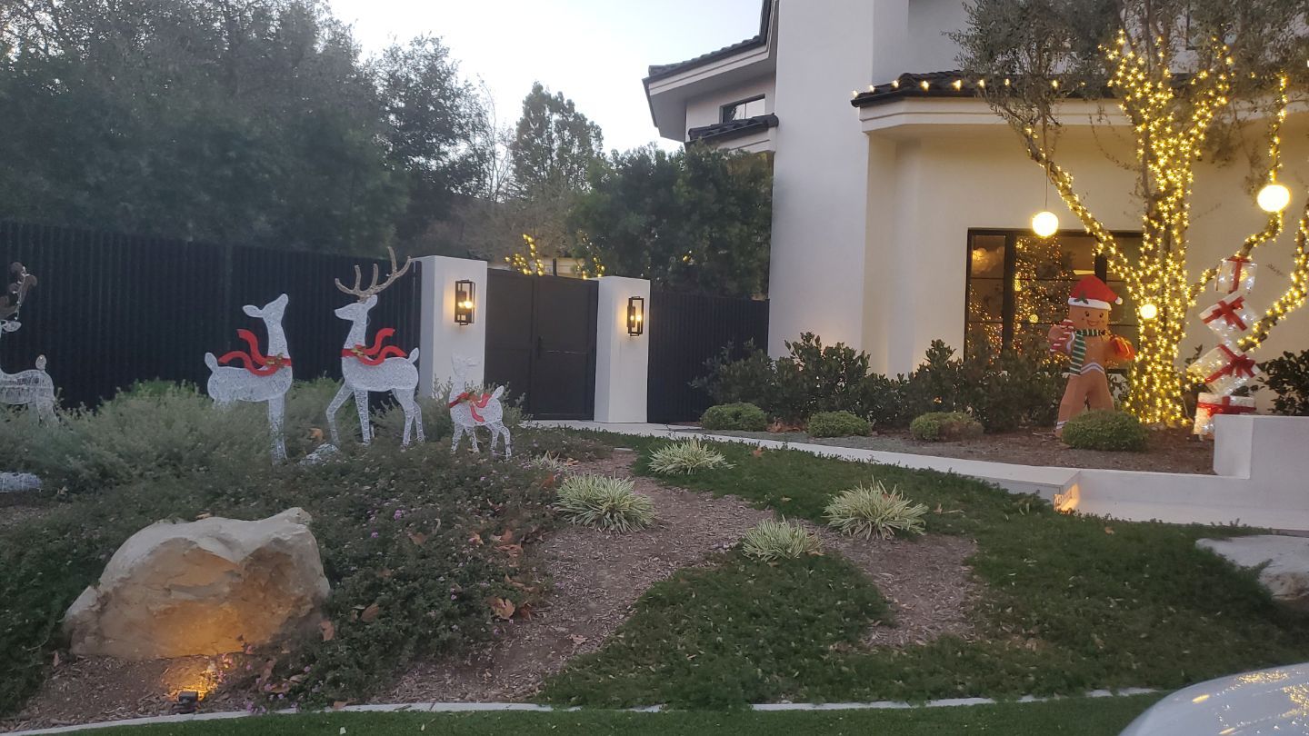 Lutron HomeWorks Integration and Landscape Lighting in Westlake Village by Outdoor Lights + Shades
