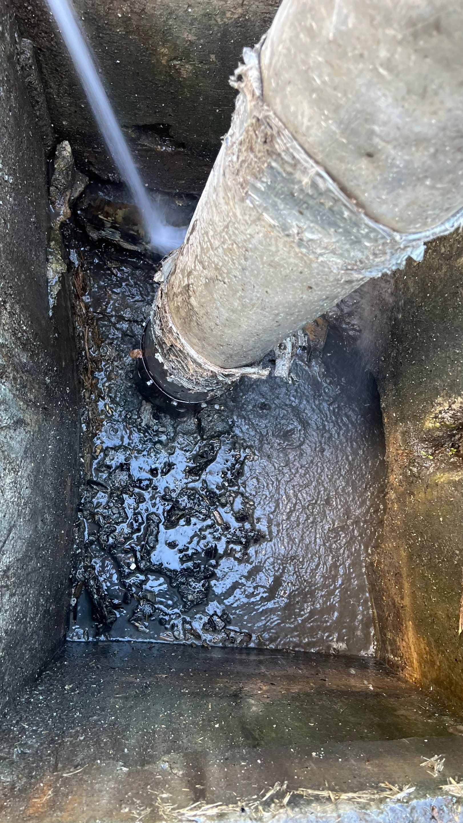 Bonita Springs Condo Stormwater System Maintenance by Don Mar, Inc. Storm Water Solutions