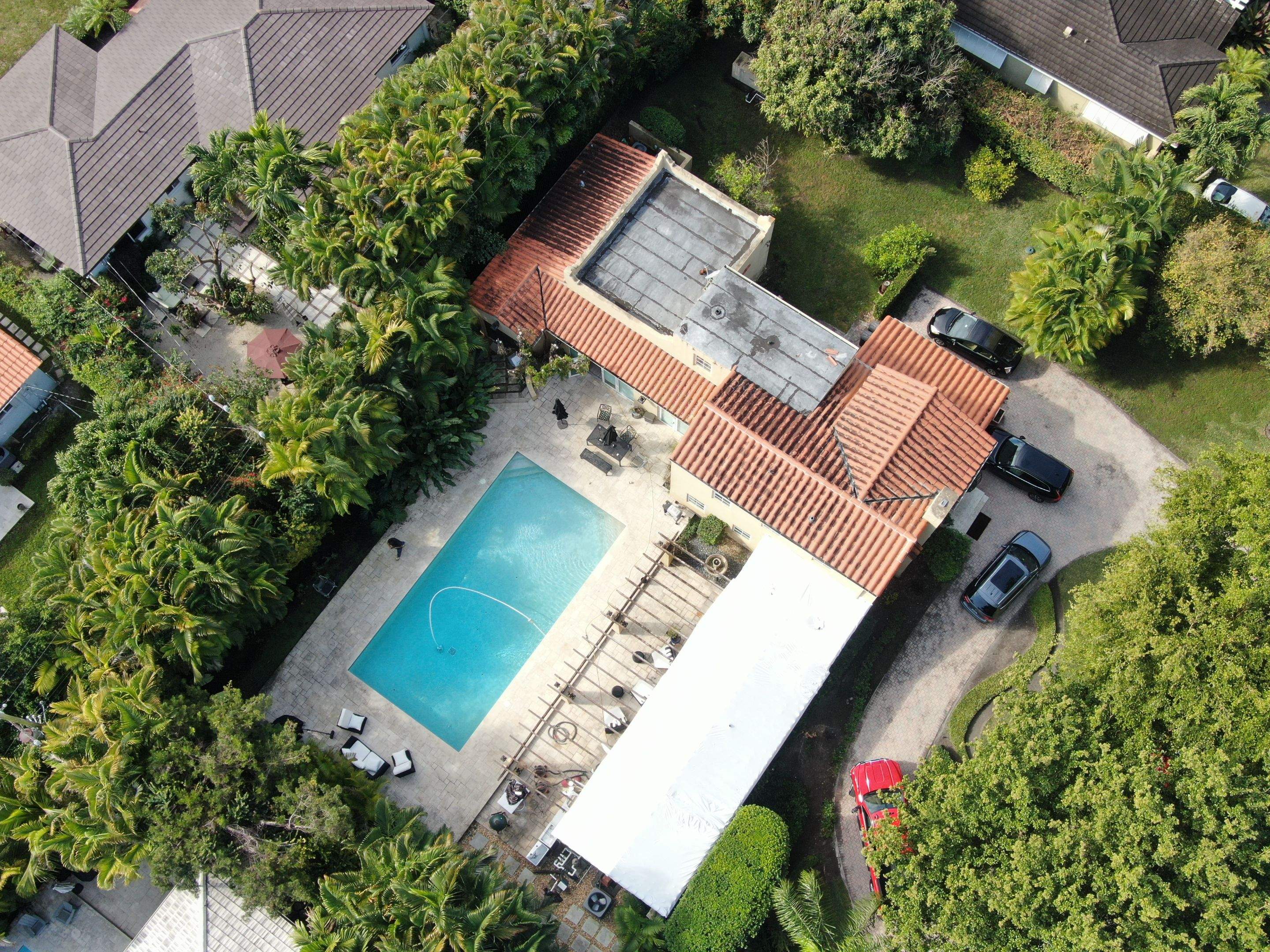 Verea Spanish S  - Fume Color by Istueta Roofing