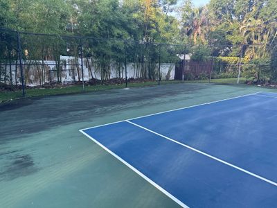 Tennis Court, Vinyl Fence & Sidewalk Cleaning in Riverview Bluff – West Bradenton, FL 34209
