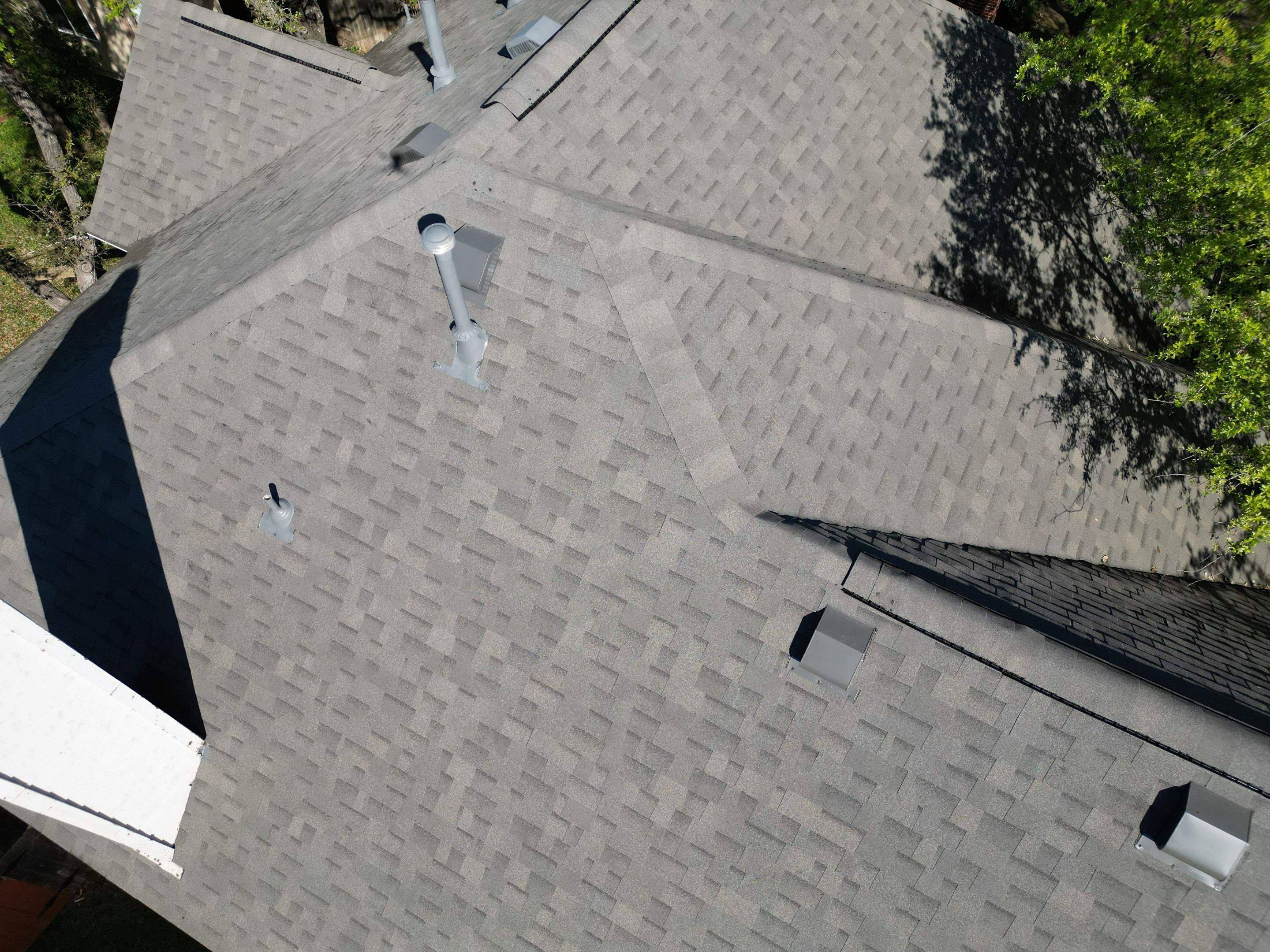 Weathered Wood - Malarkey Highlander by RoofsOnly.com