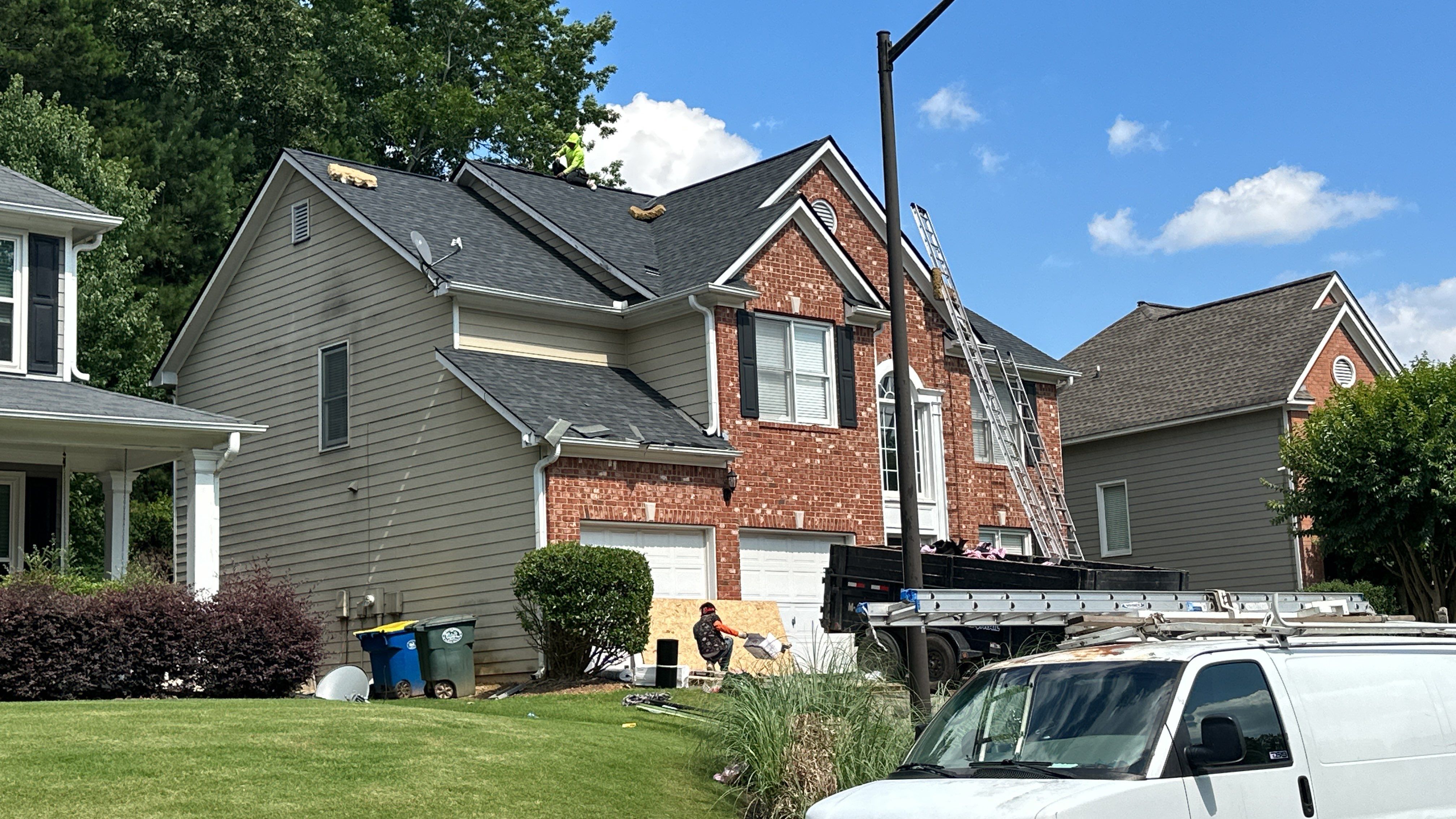 Ownes Corning Duration AR Onyx Black by NBS Roofing, Inc.