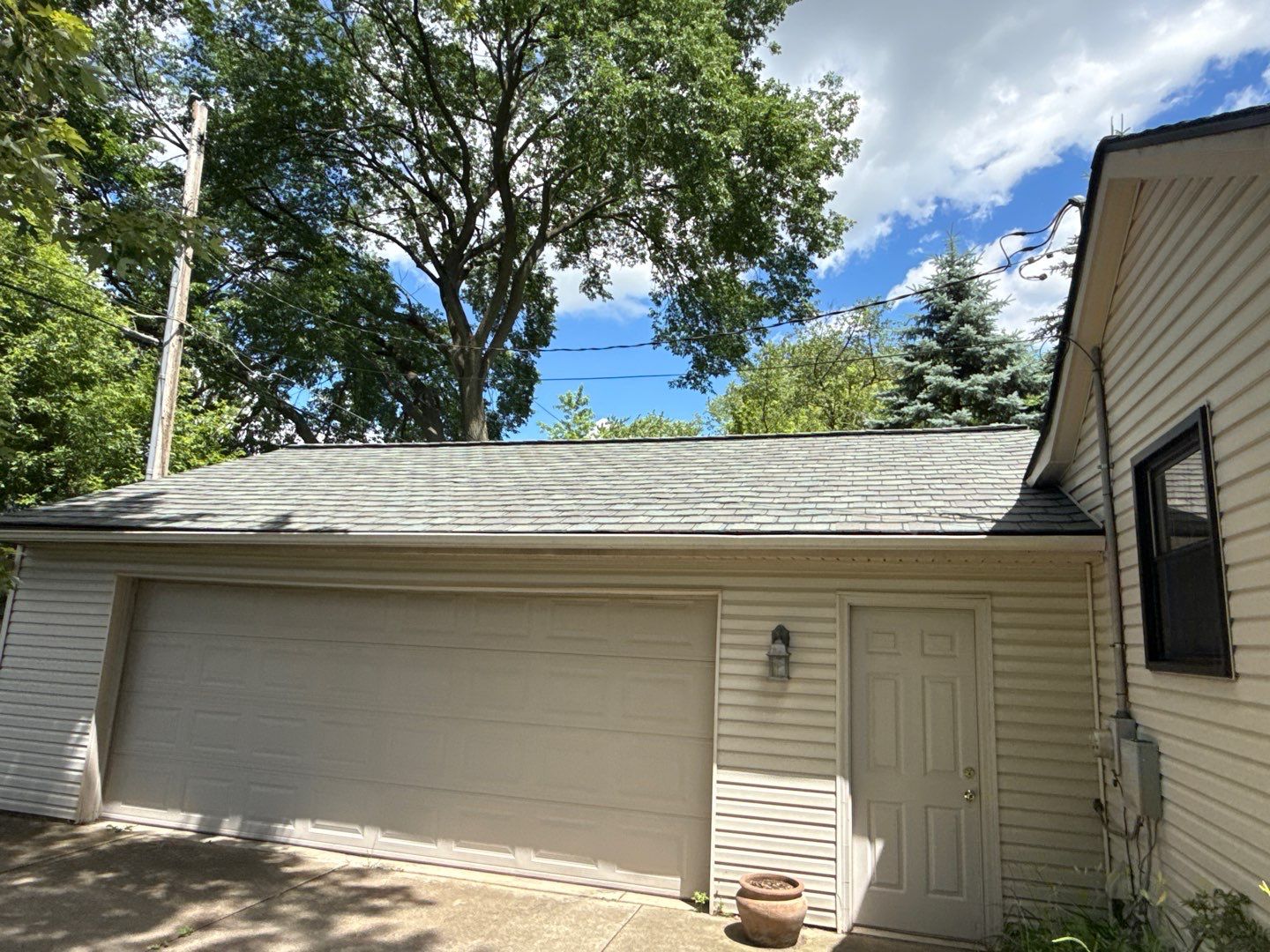 Roof Replacement using CertainTeed Landmark by 180 Contractors