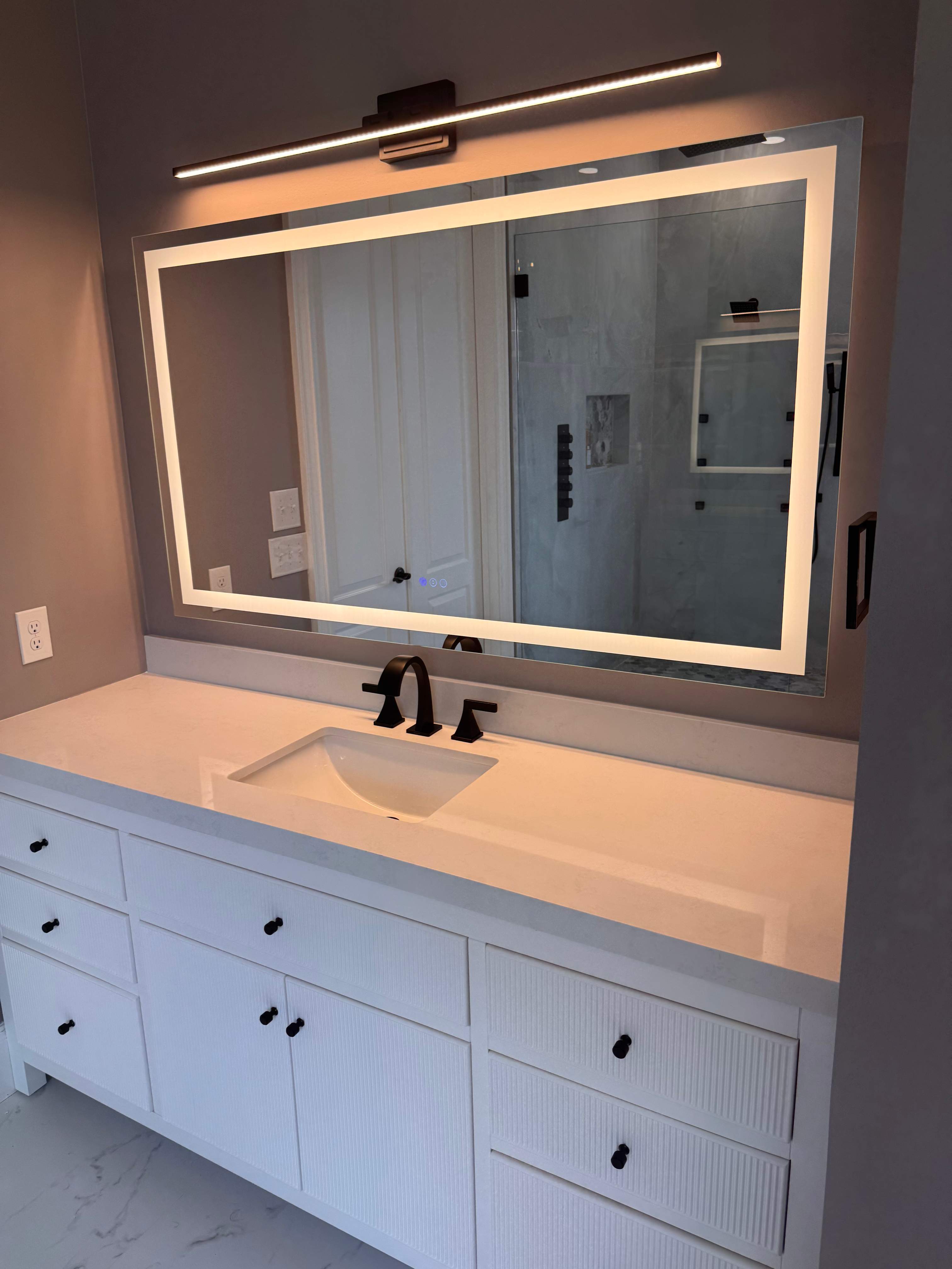 Master bathroom renovation by Prudencio