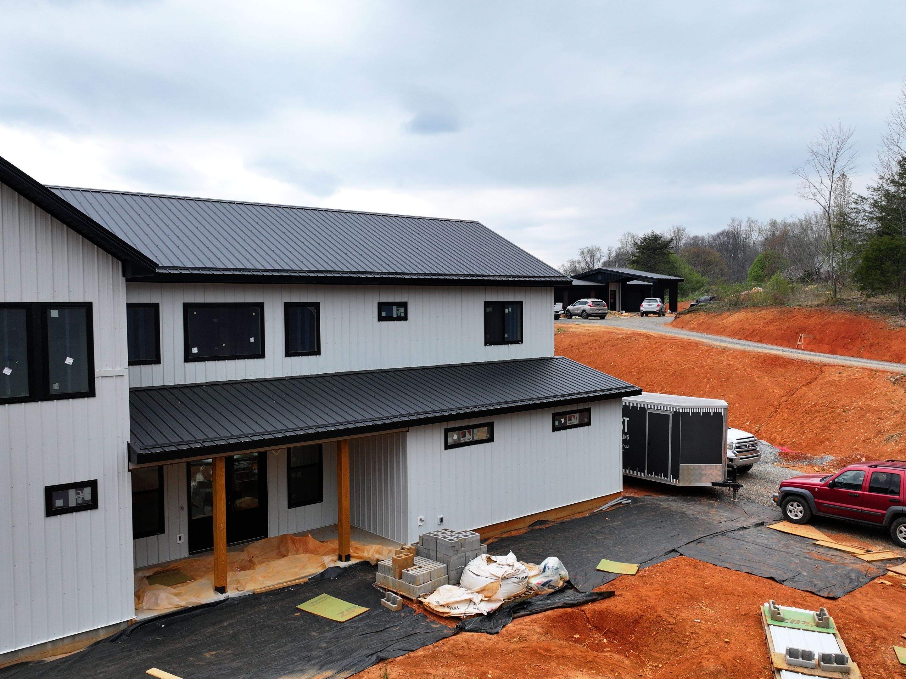 Titus Jr Residence by Omnia Roofing