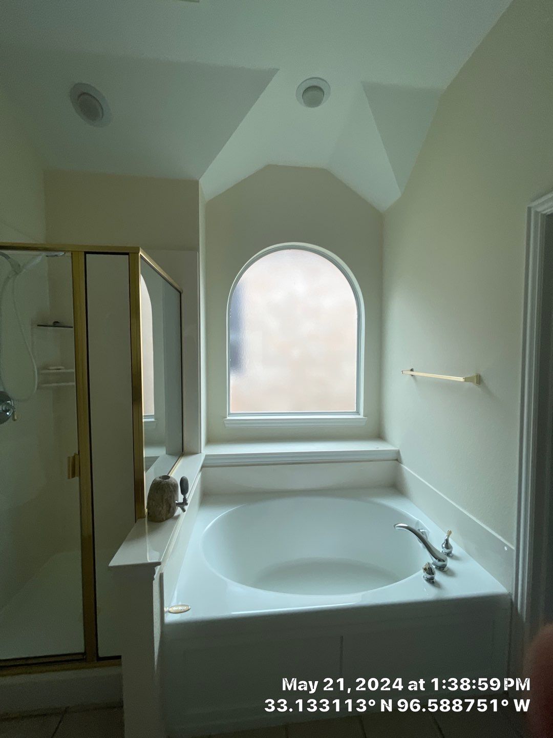 Zero Entry Shower by SLM General Contractors & Roofing