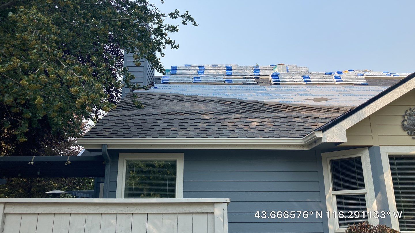 Residential Roofing Installation using CertainTeed Presidential Shake by ID Roofing LLC