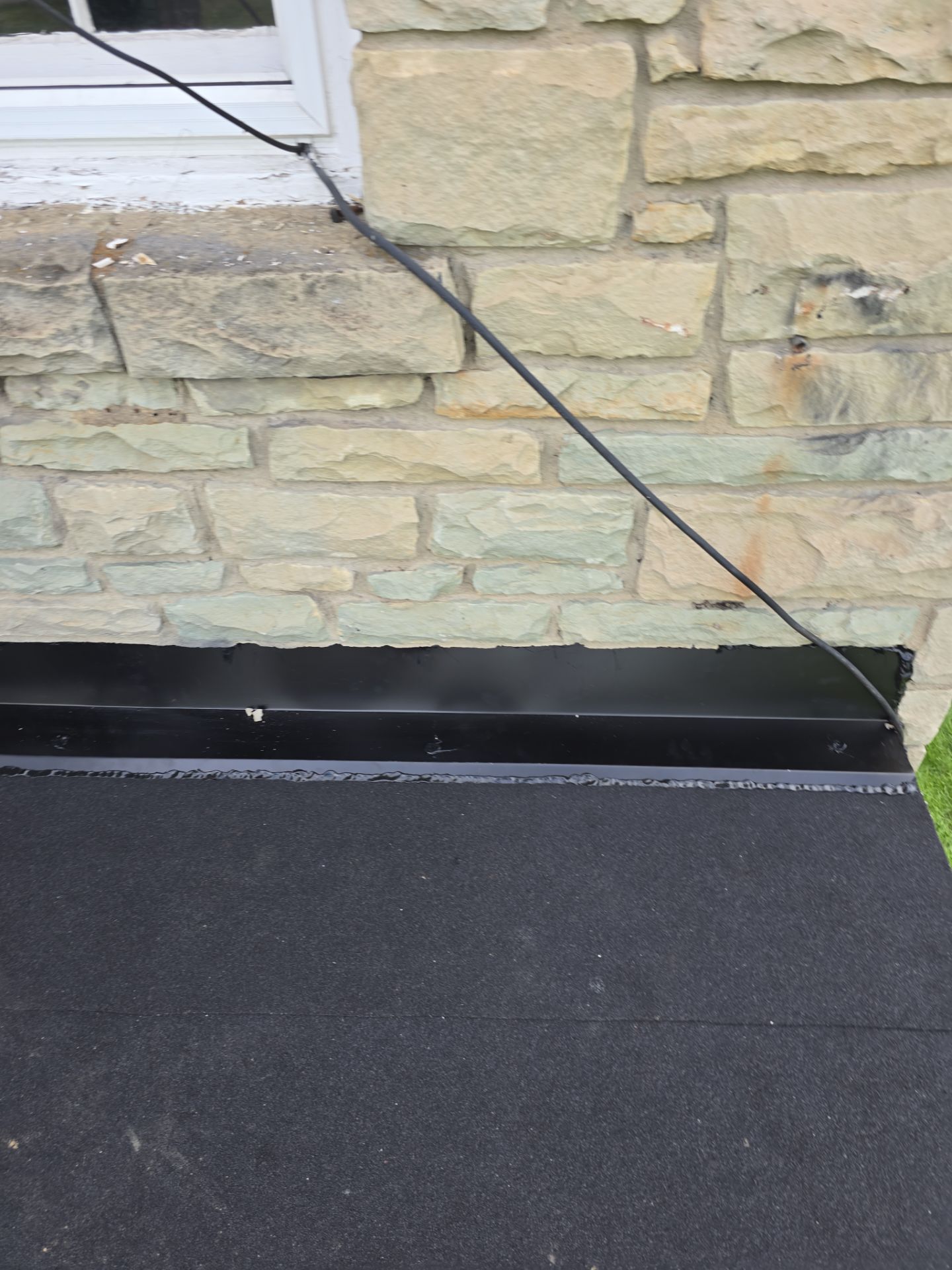 Residential Roofing Installation using GAF Timberline HDZ Charcoal by Rainstoppers Roofing