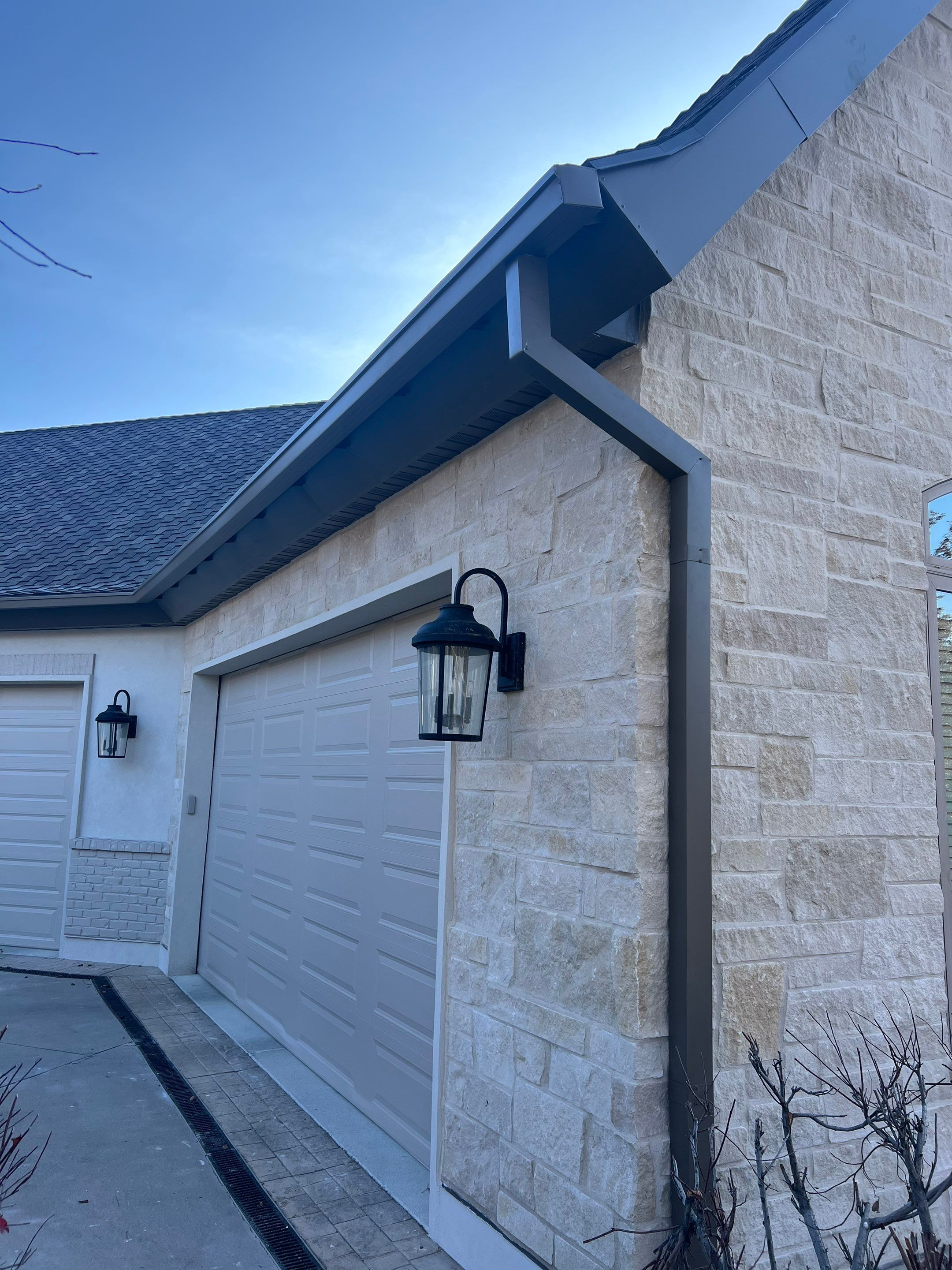 Accesories by Master Rain Gutters.
