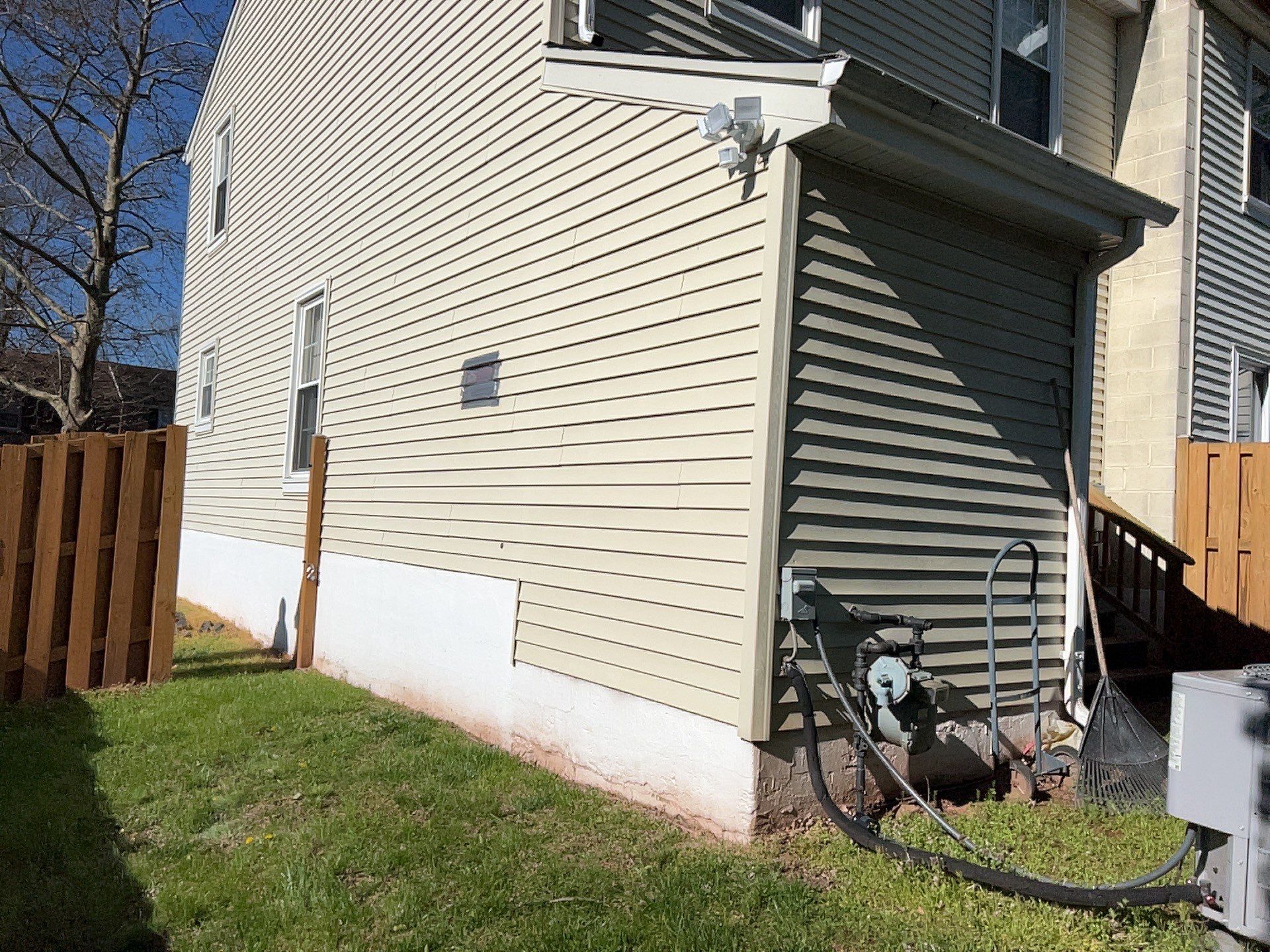 Centreville: CertainTeed Monogram Siding in Sandstone Beige by RM Banning, Inc.