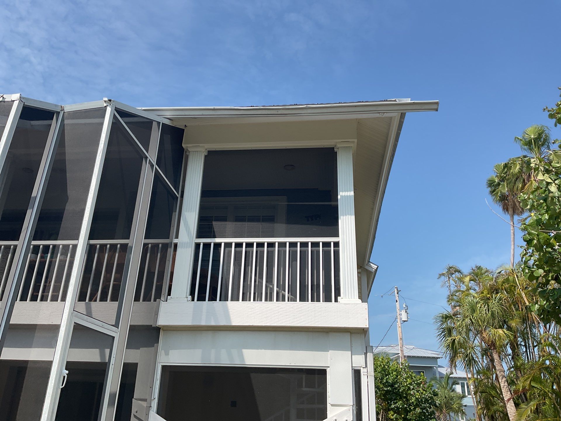 White 6-Inch Seamless Gutters in Sanibel FL by Gutter Professors