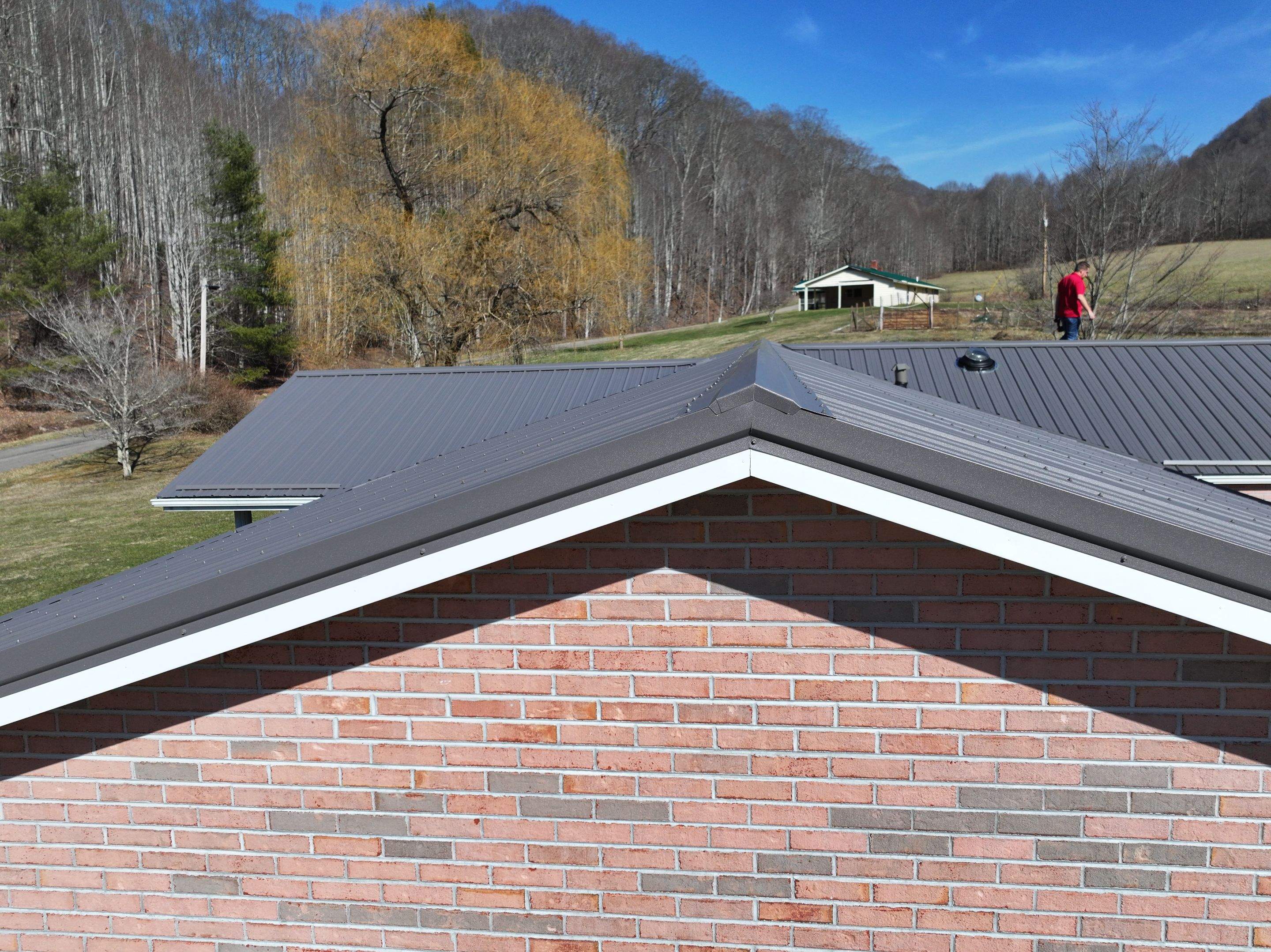 Woodard Residence by Omnia Roofing