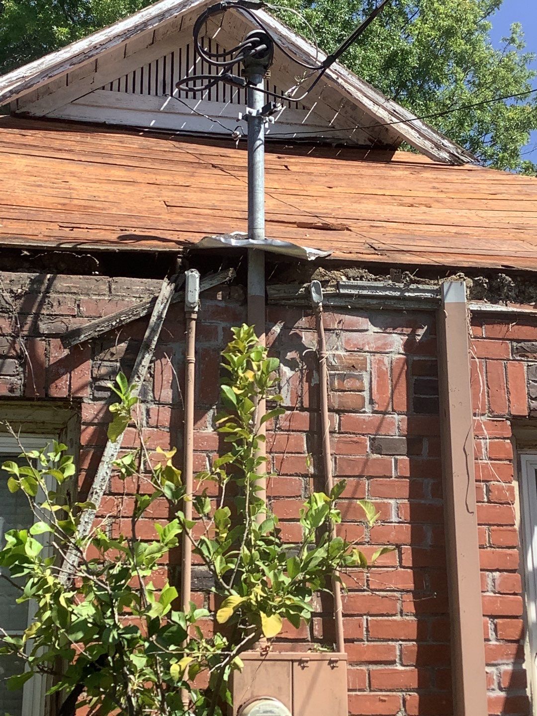 Residential Roofing Repair using Owens Corning Roofing Shingles by Byers Enterprises 