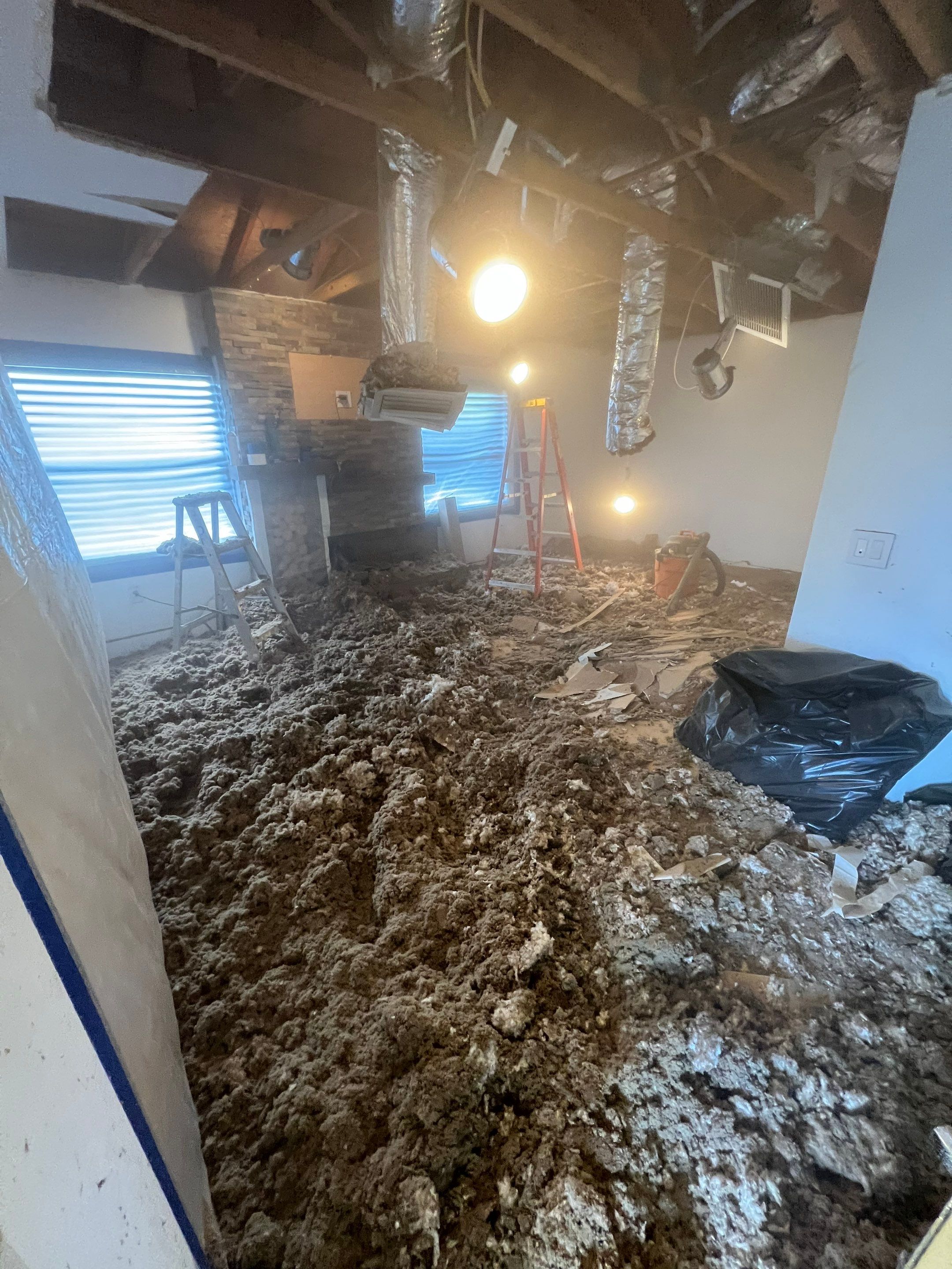 Windstorm Damage & Multi-Room Water Mitigation in St. Petersburg by Right On Time Restoration