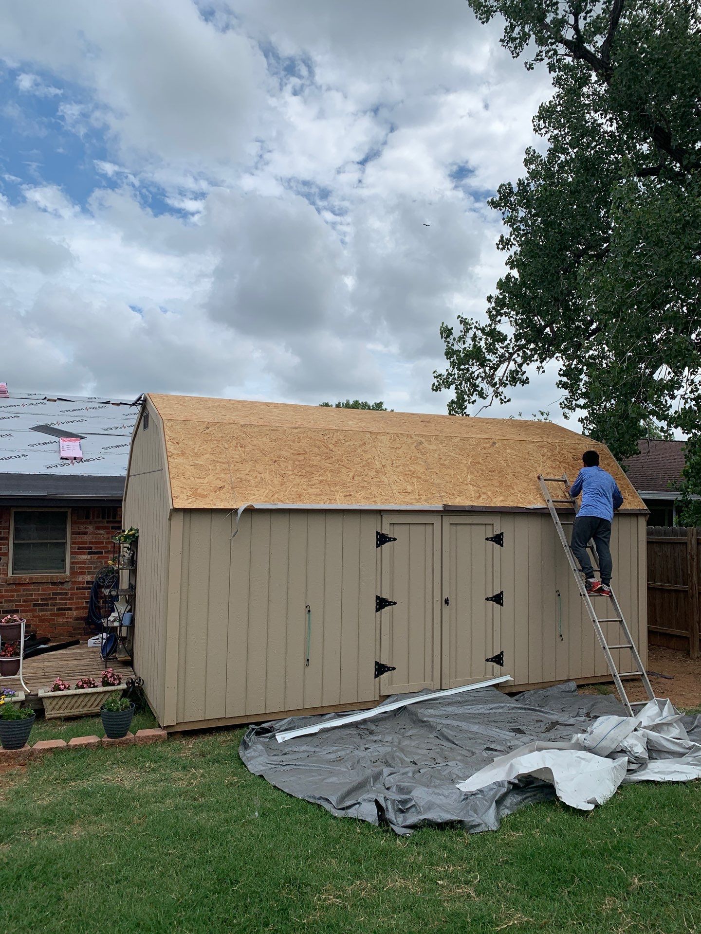 Residential Roofing Installation using Owens Corning by Castillo Roofing