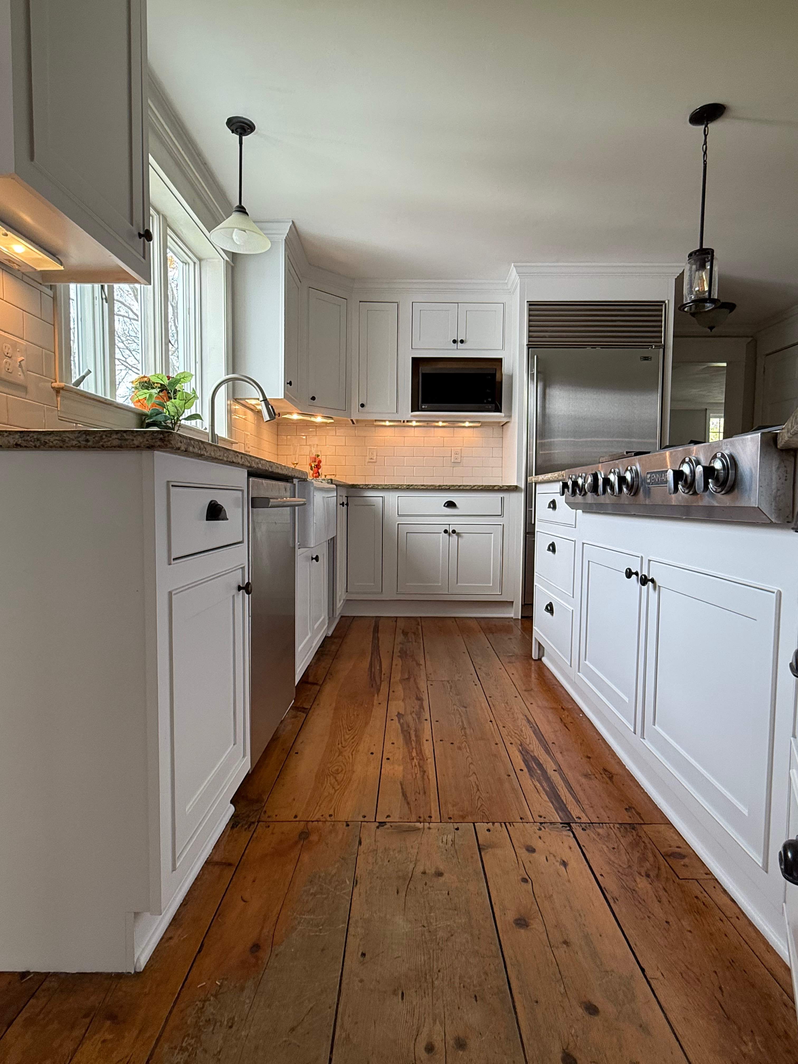 Cabinet Refinishing with Alabaster by EXCELLENCE | CARTO