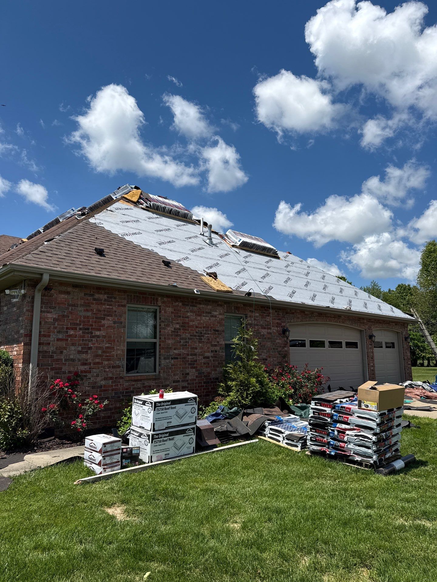 Roof Replacement & Seamless Gutters in Ozark by Table Rock Design + Build
