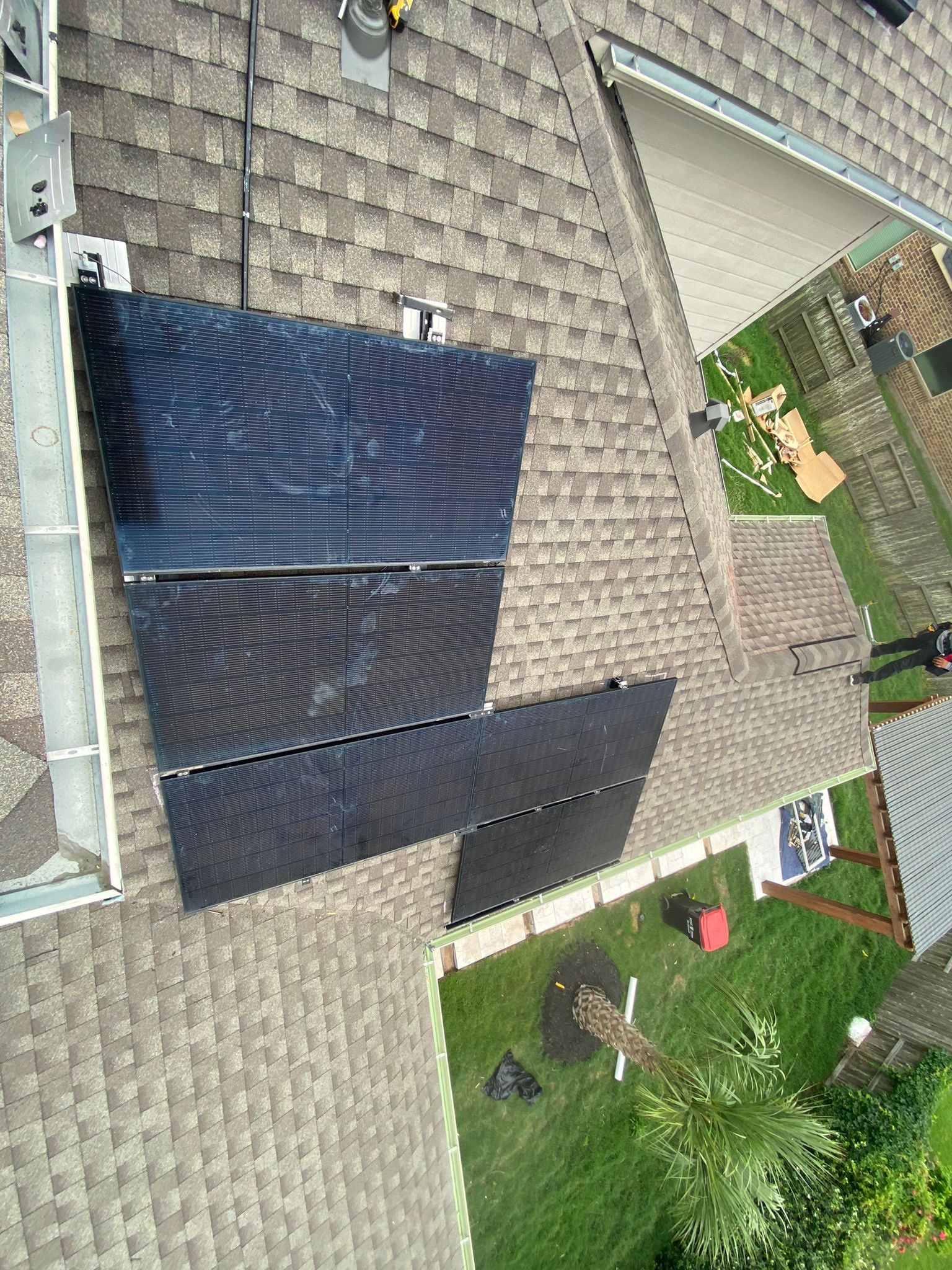 D&R In SugarLand Tx  by Sunaura Solar