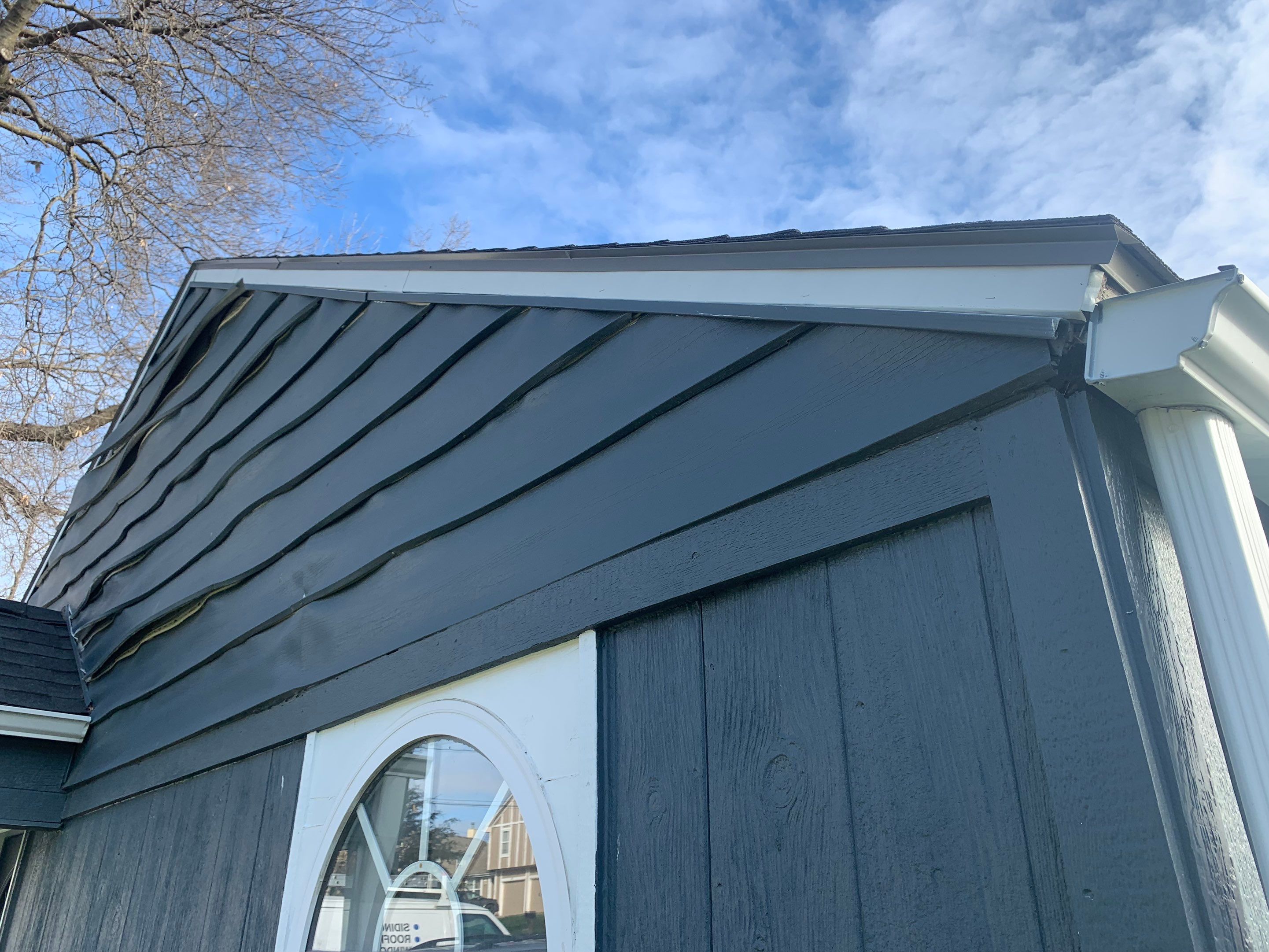 Siding Installation using Shake Siding by EEC Windows, Siding & Roofing