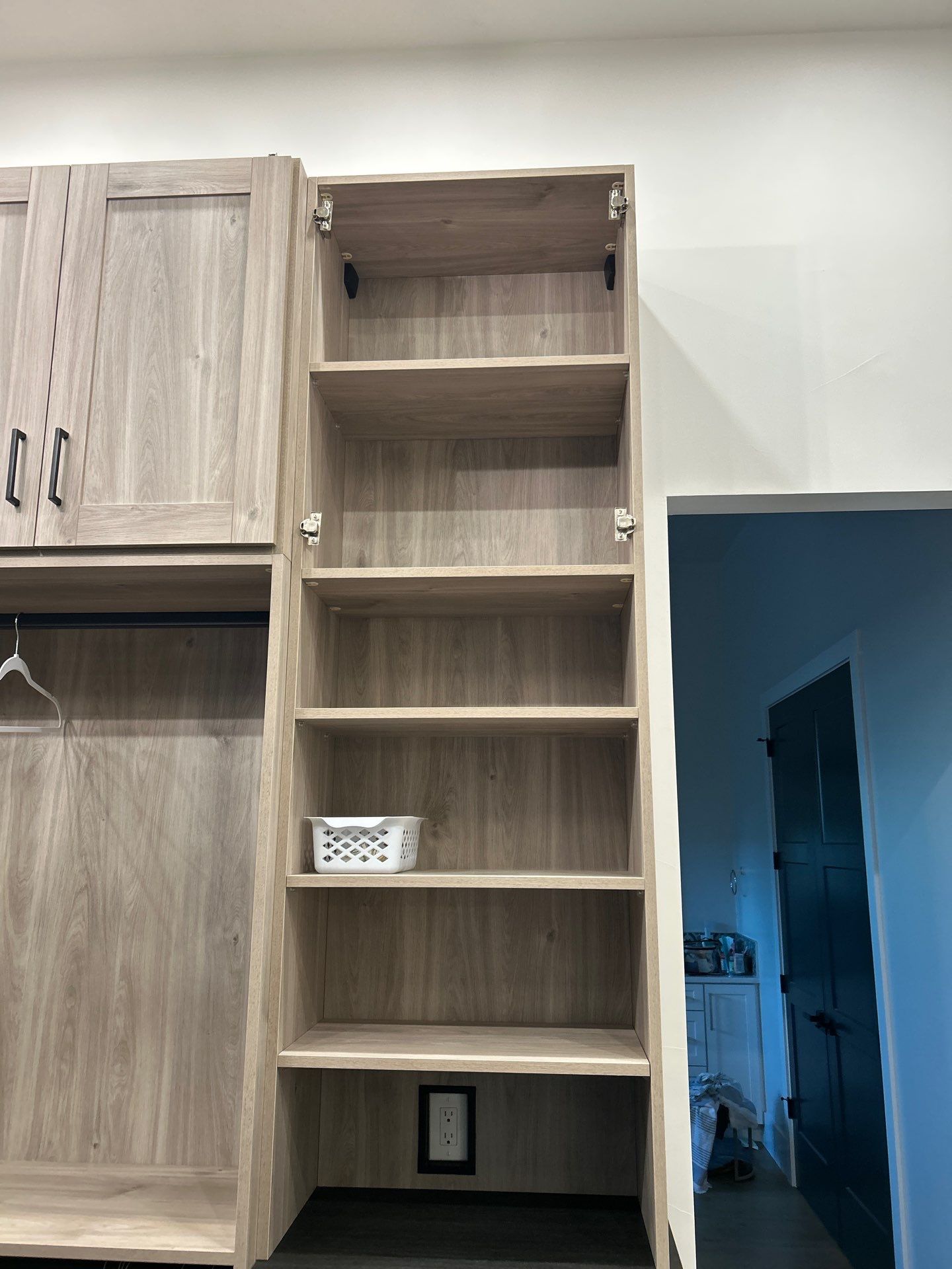 Two-Tone Luxury Closet in Longmont by Concept 32, Inc.