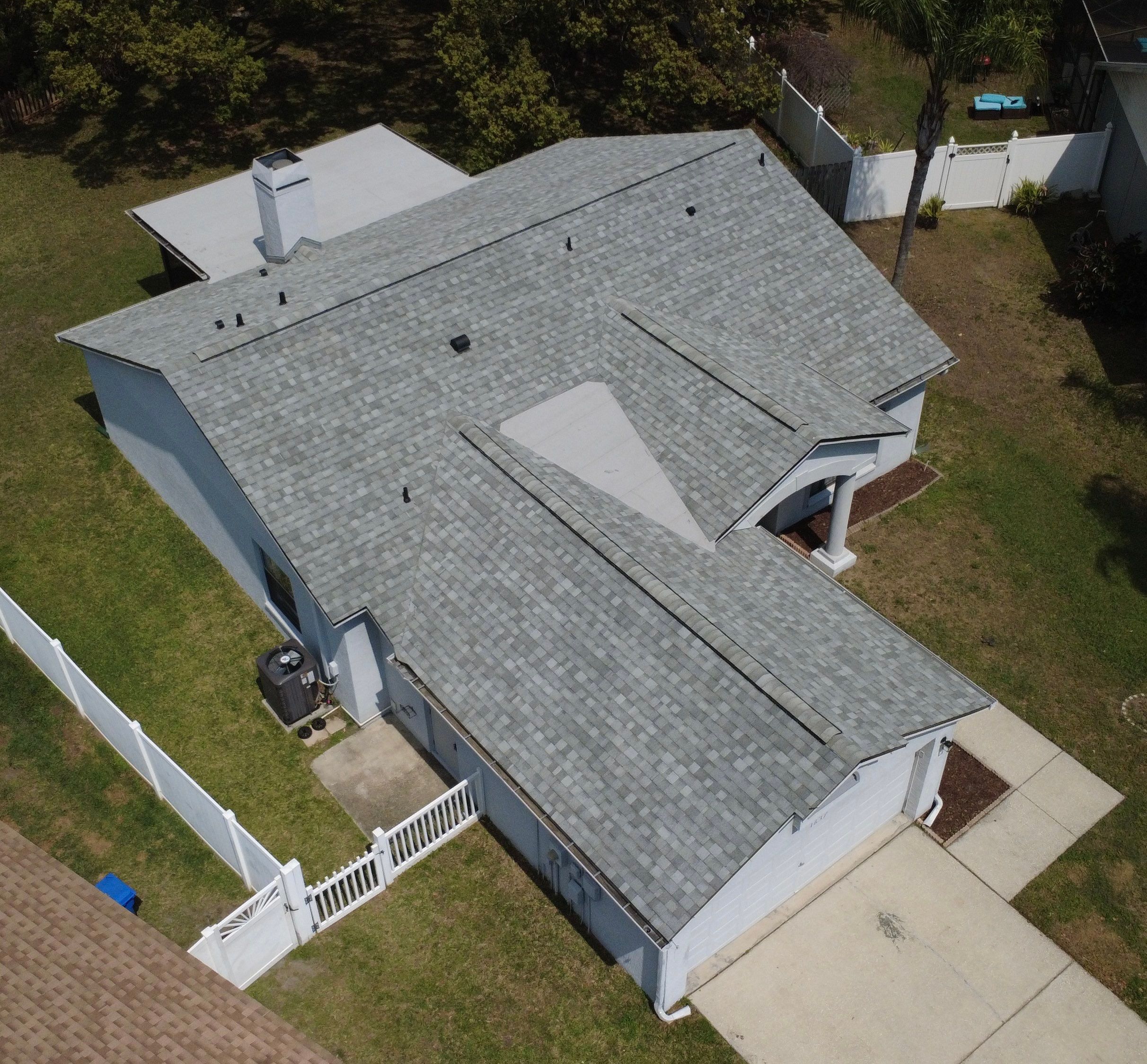 Roof repplacement in Brandon, FL by Steadfast Roofing 