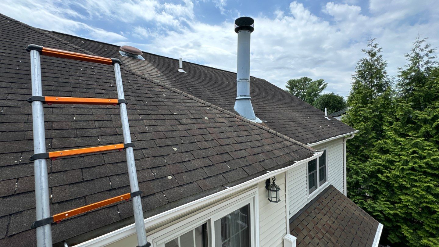 McLean: Residential Roof Installation with Landmark Pro Designer Shingles in Max Def Moire Black by RM Banning, Inc.