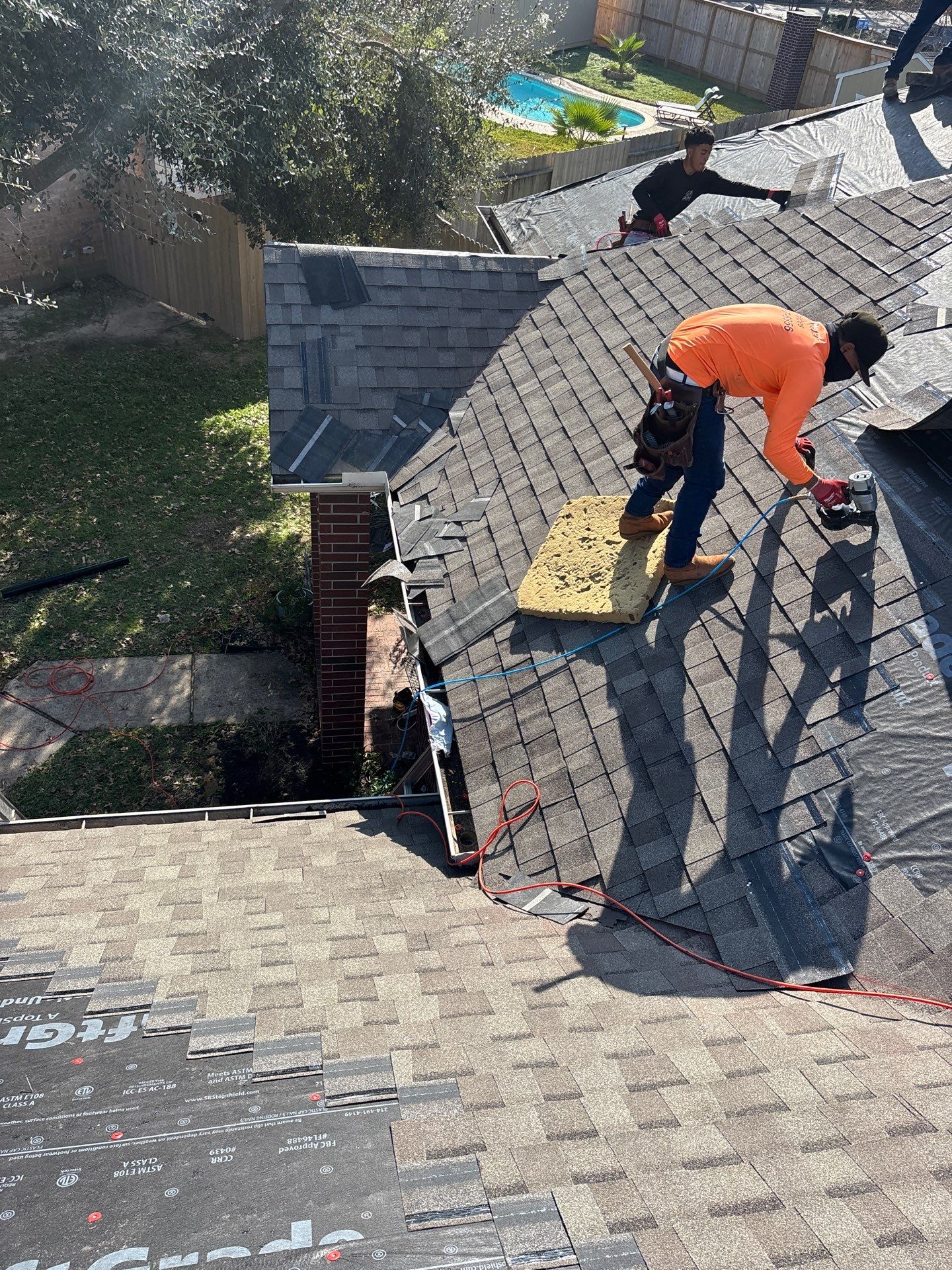 Roof Replacement Houston by Roof Repair Company