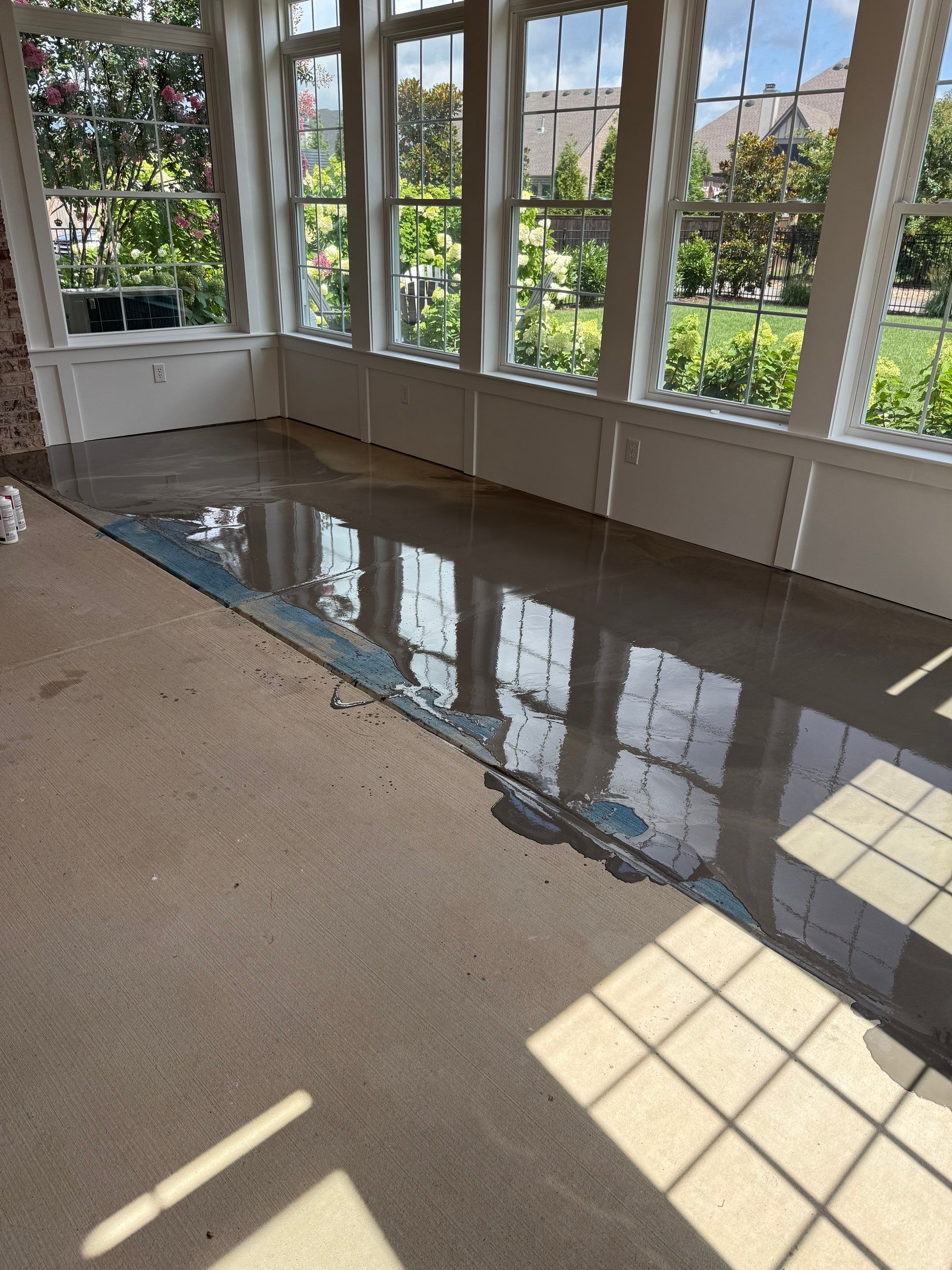 Travertine tile four season room by Footprints Floors of Nashville