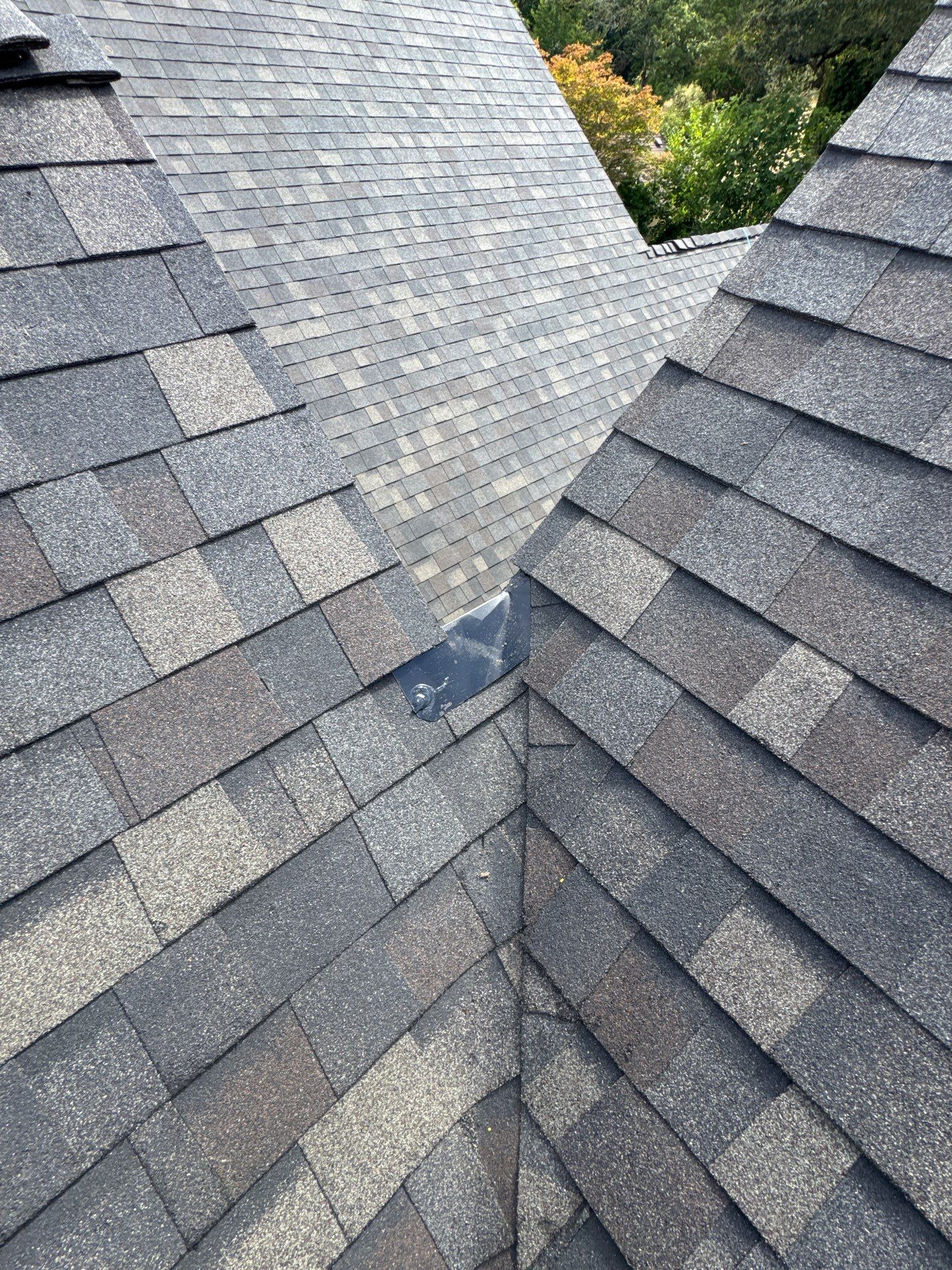 Complete Architectural Shingle Reroof and OSB Decking Repair in Eugene by BEST Roofing & Waterproofing