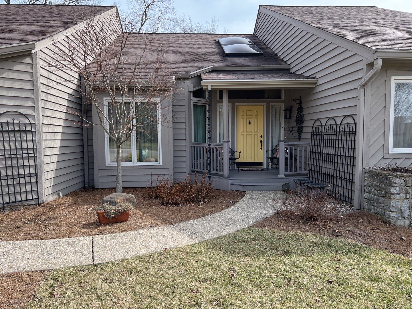 Spring Clean Up using Pine Straw by Reisenberg’s Lawn & Landscape, LLC