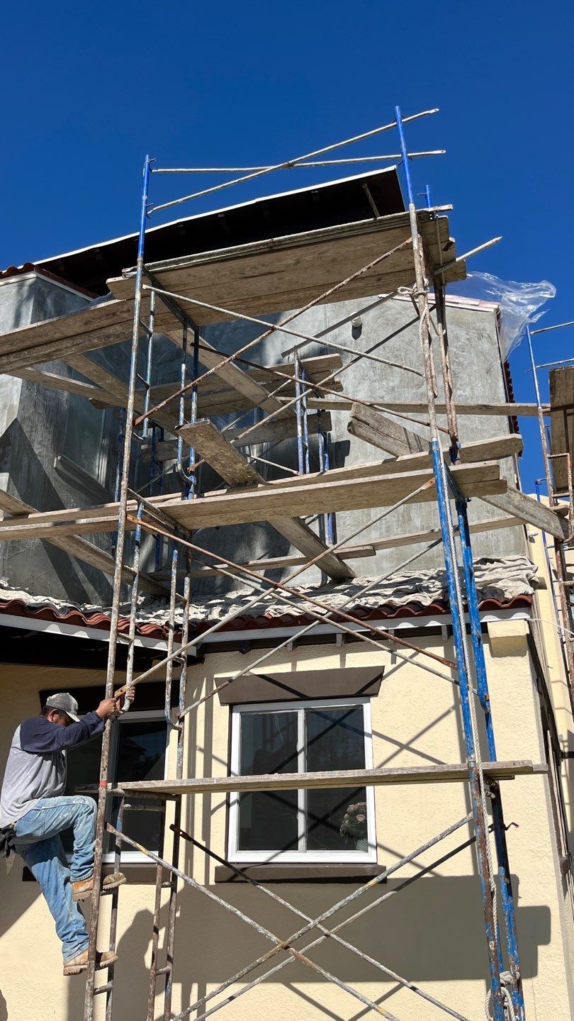 Stucco by Bayfront Roofing and Construction