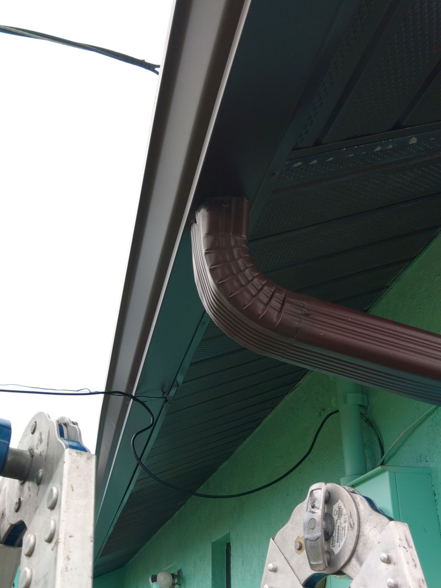 Aluminum Downspouts and Elbows in Englewood FL by Gutter Professors