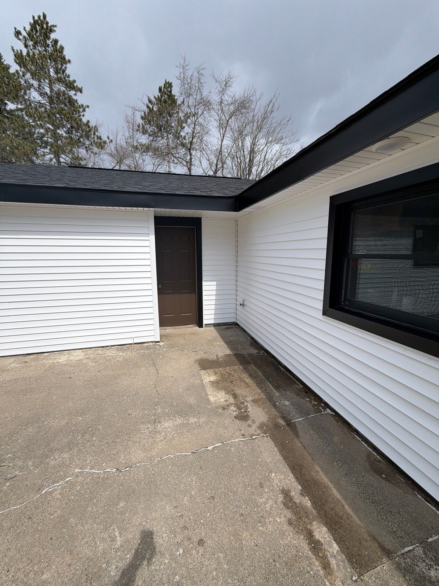 Siding Replacement using CT MainStreet by 180 Contractors