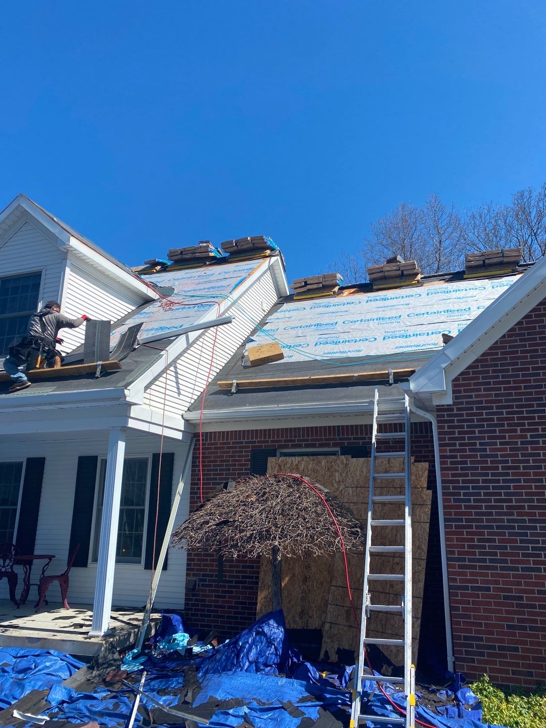 Roof Replacement using CertainTeed Landmark by 180 Contractors