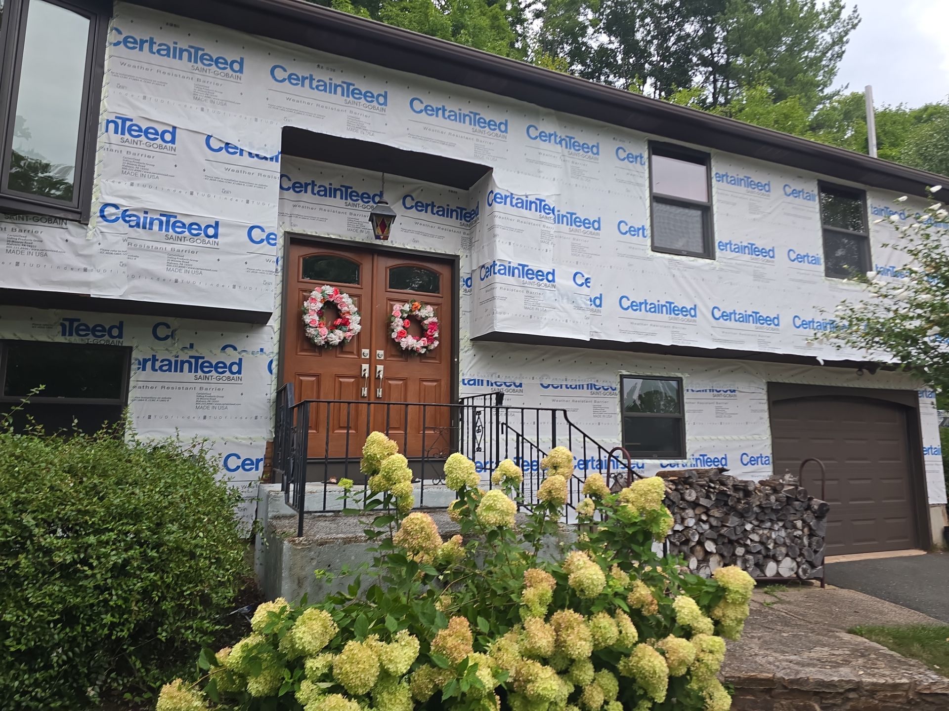 Siding Renewal Using Cert. Monogram D/4 x 25' Clapboard, Espresso by DiGiorgi Roofing and Siding Inc