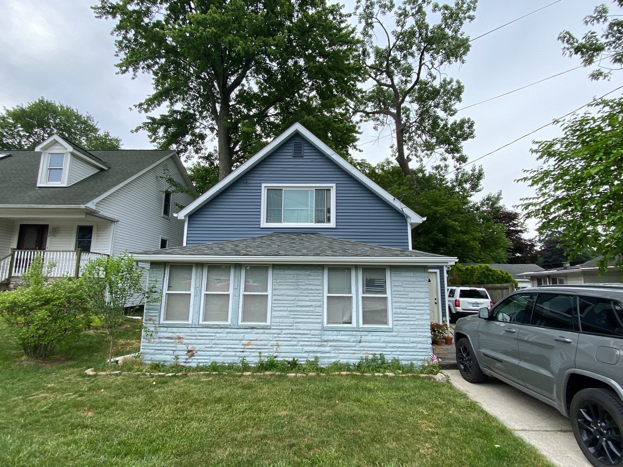 Siding Replacement using CertainTeed Restoration Classis D4 by 180 Contractors