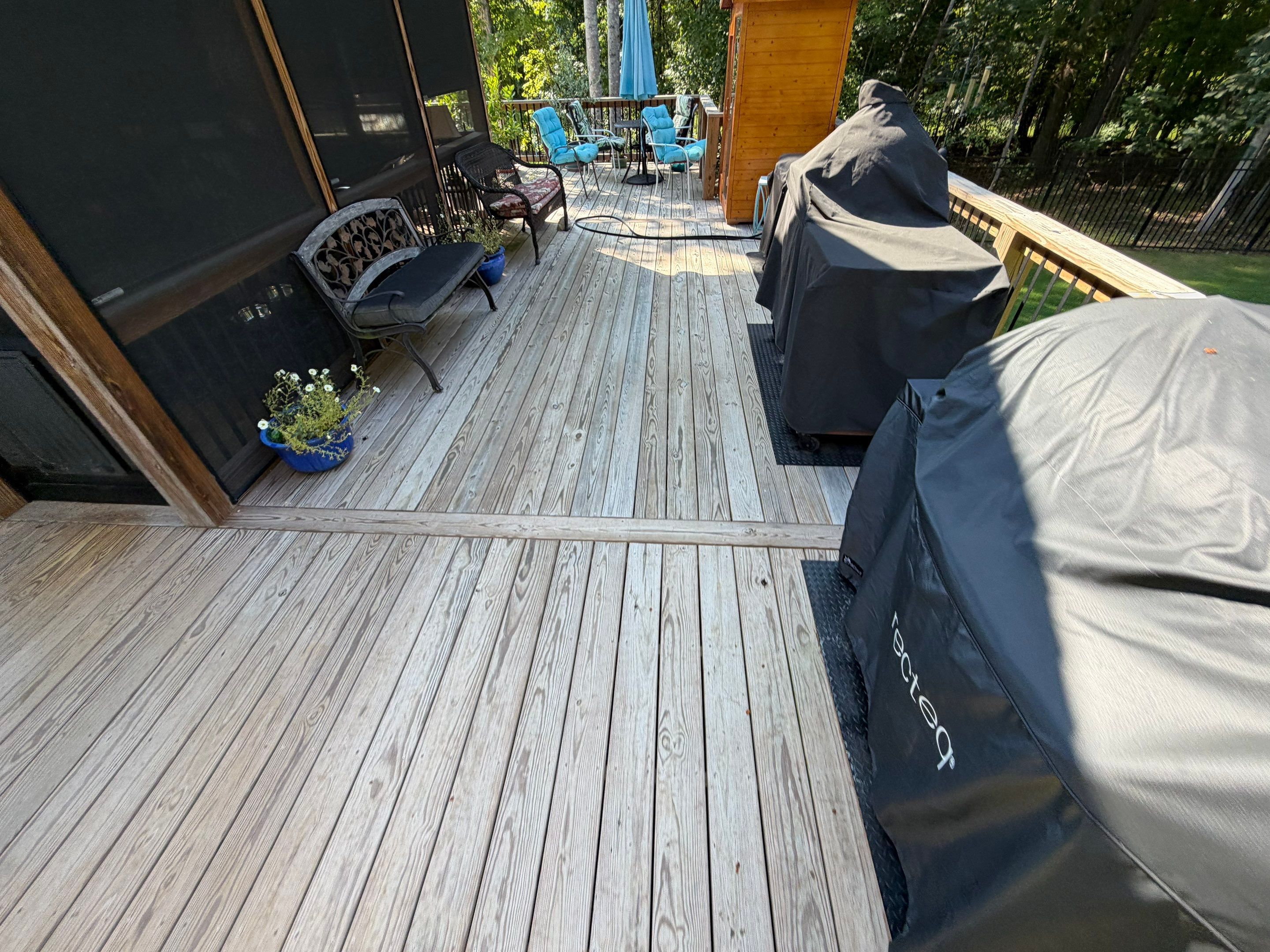 Deck using Wood Sealant by DuraSeal