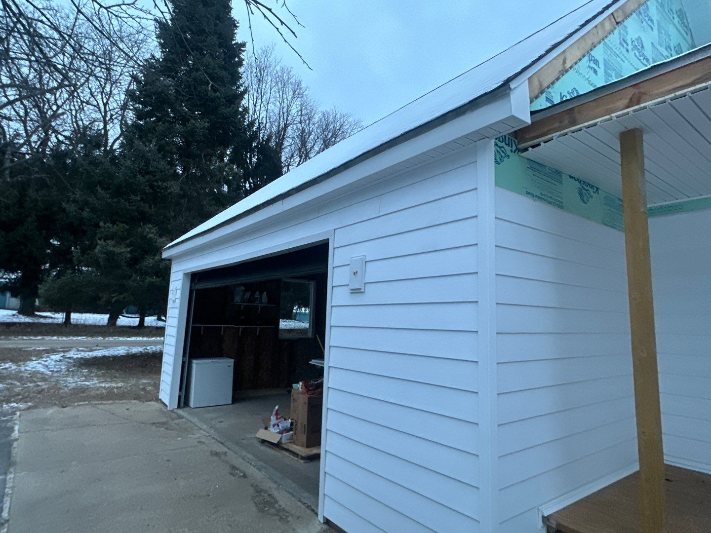 Siding Replacement using Ascend 7" Composite by 180 Contractors