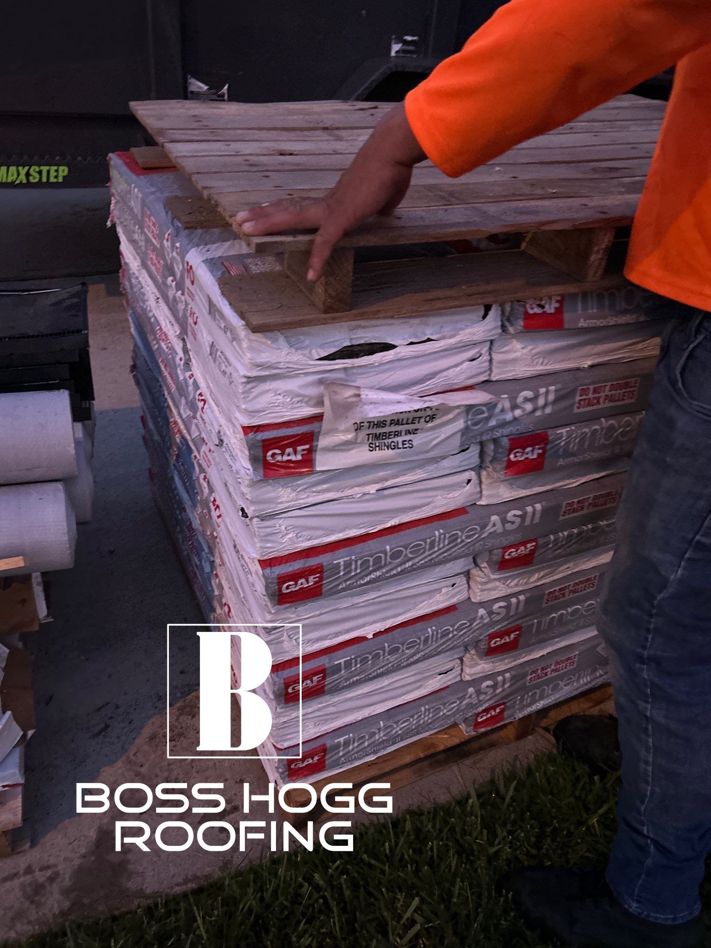 Ammaret H by Boss Hogg Roofing