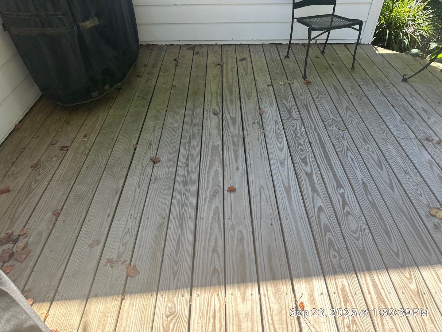 Wood Deck using Wood Sealant by DuraSeal