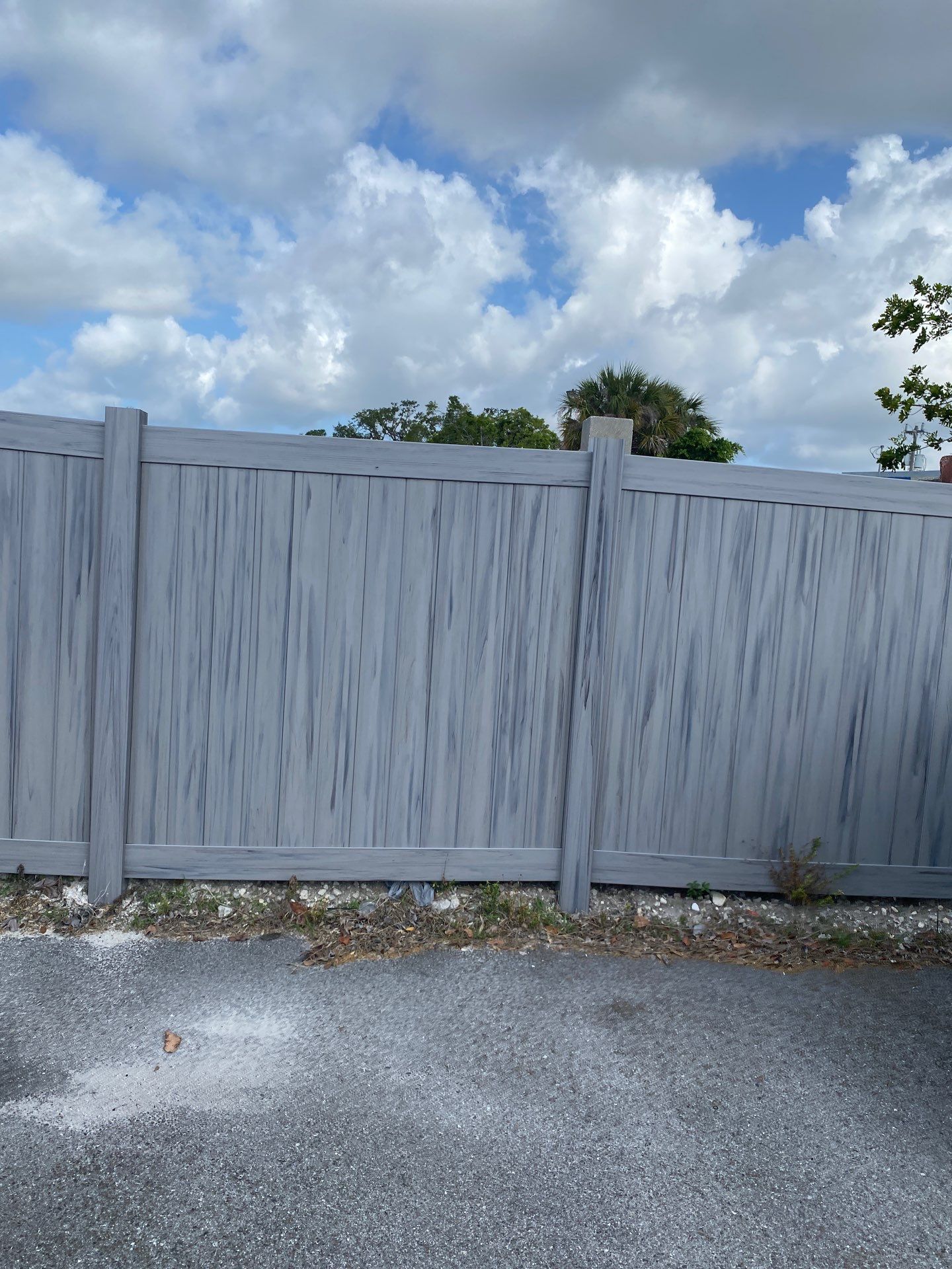 980 Cattlemen Rd  by H&Y Fence
