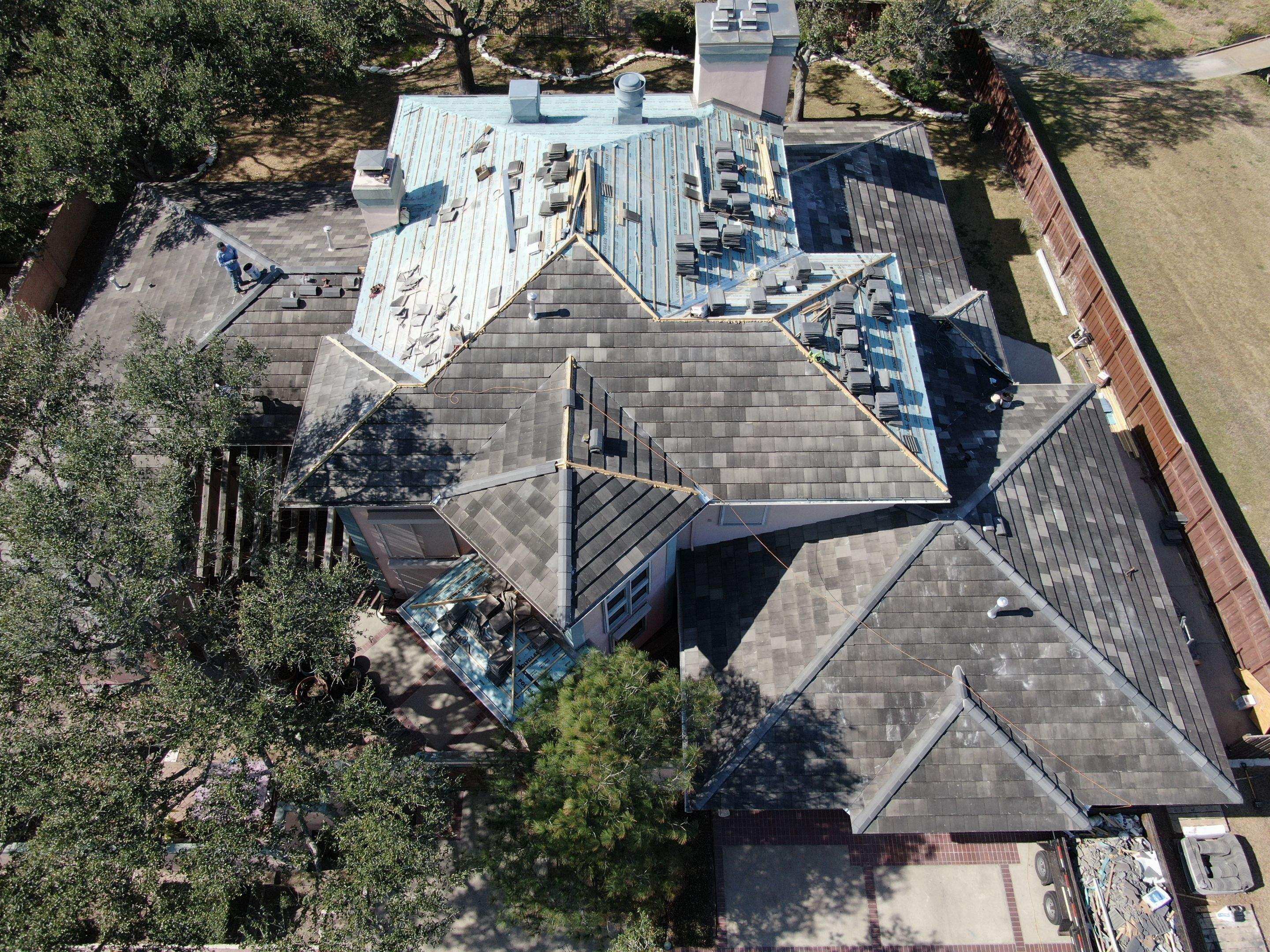Golf Course Mansion on the Green, in the Heart Of Corpus Christi by Bayfront Roofing and Construction