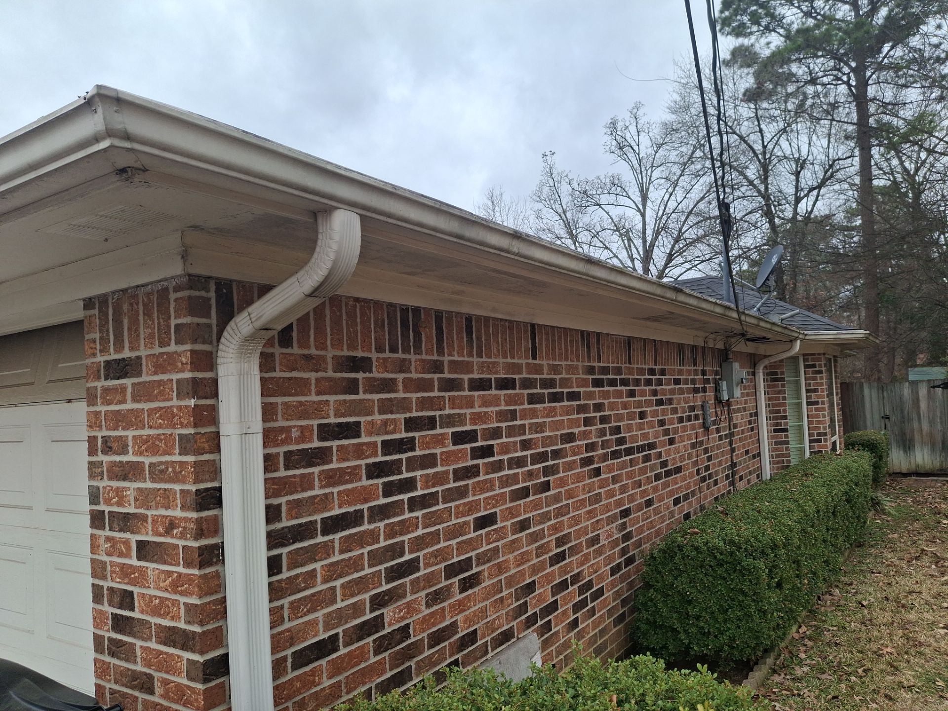 🏡 A Fresh Exterior Transformation in Longview, TX. by Quality Coats Painting