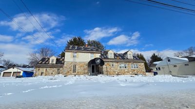 Residential Roofing Installation using Asphalt Shingles