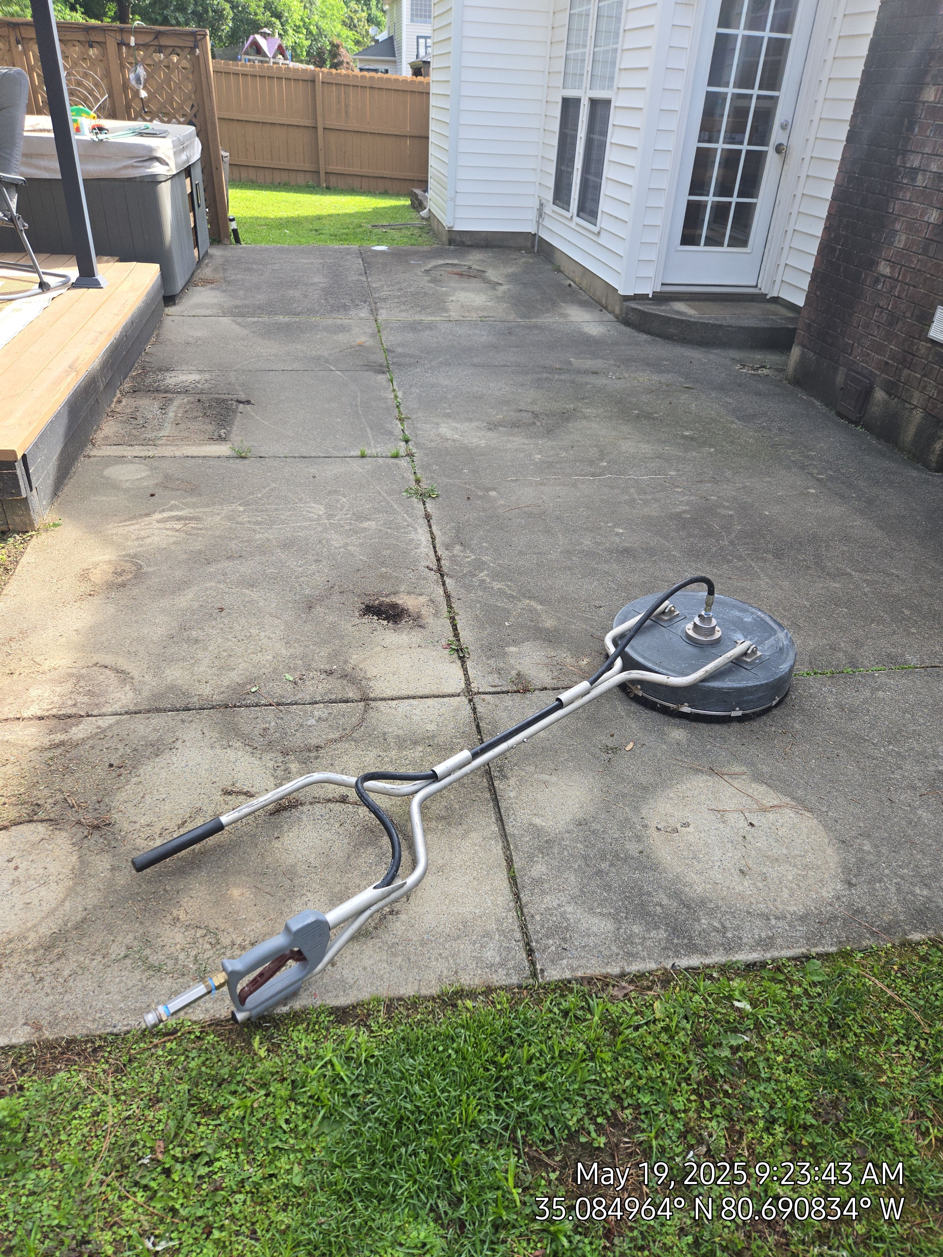 House Wash using cleaner by Power Wash Masters LLC
